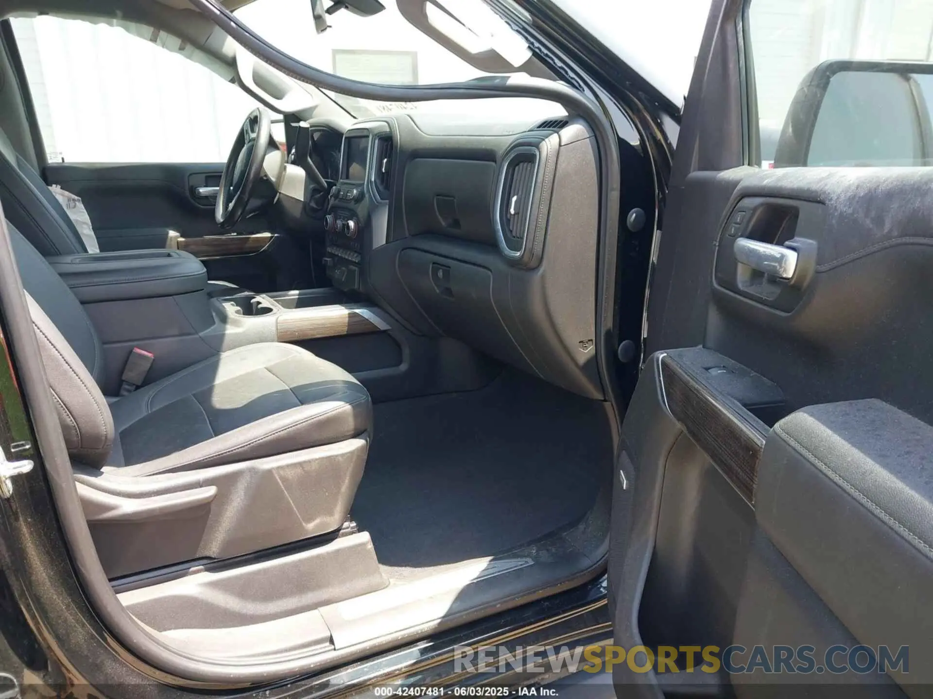 5 fotografías del automóvil dañado 3GCPYFEL3MG275506 CHEVROLET SILVERADO 1500 2021
