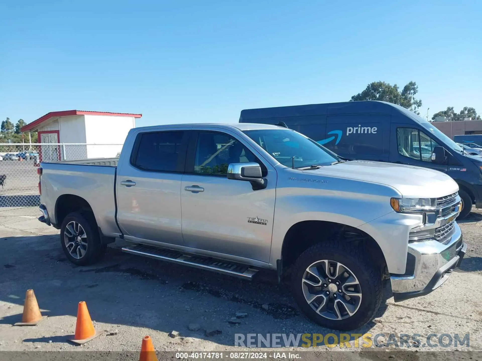 13 fotografías del automóvil dañado 3GCUYDED0MG380519 CHEVROLET SILVERADO 1500 2021