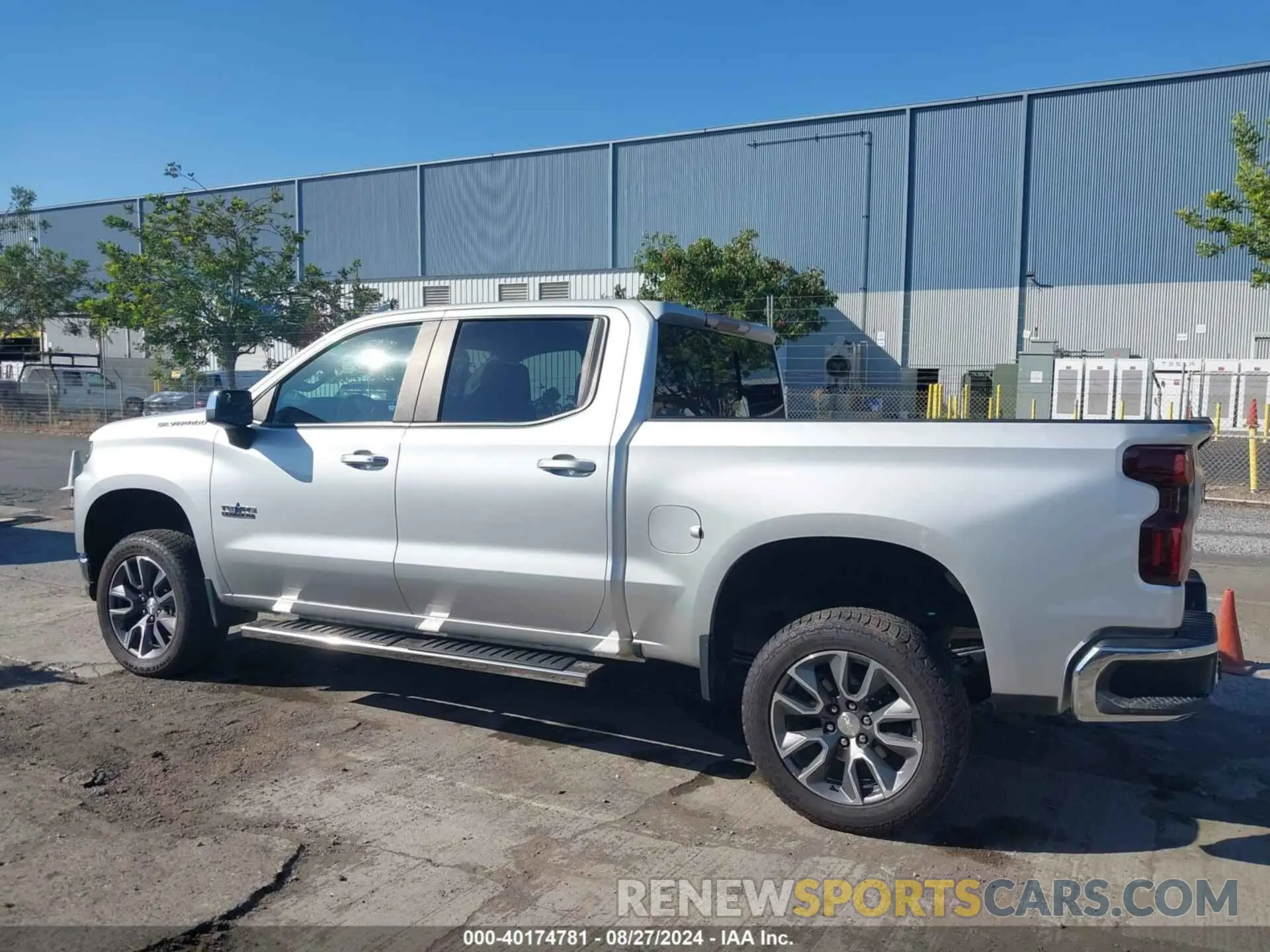 14 fotografías del automóvil dañado 3GCUYDED0MG380519 CHEVROLET SILVERADO 1500 2021
