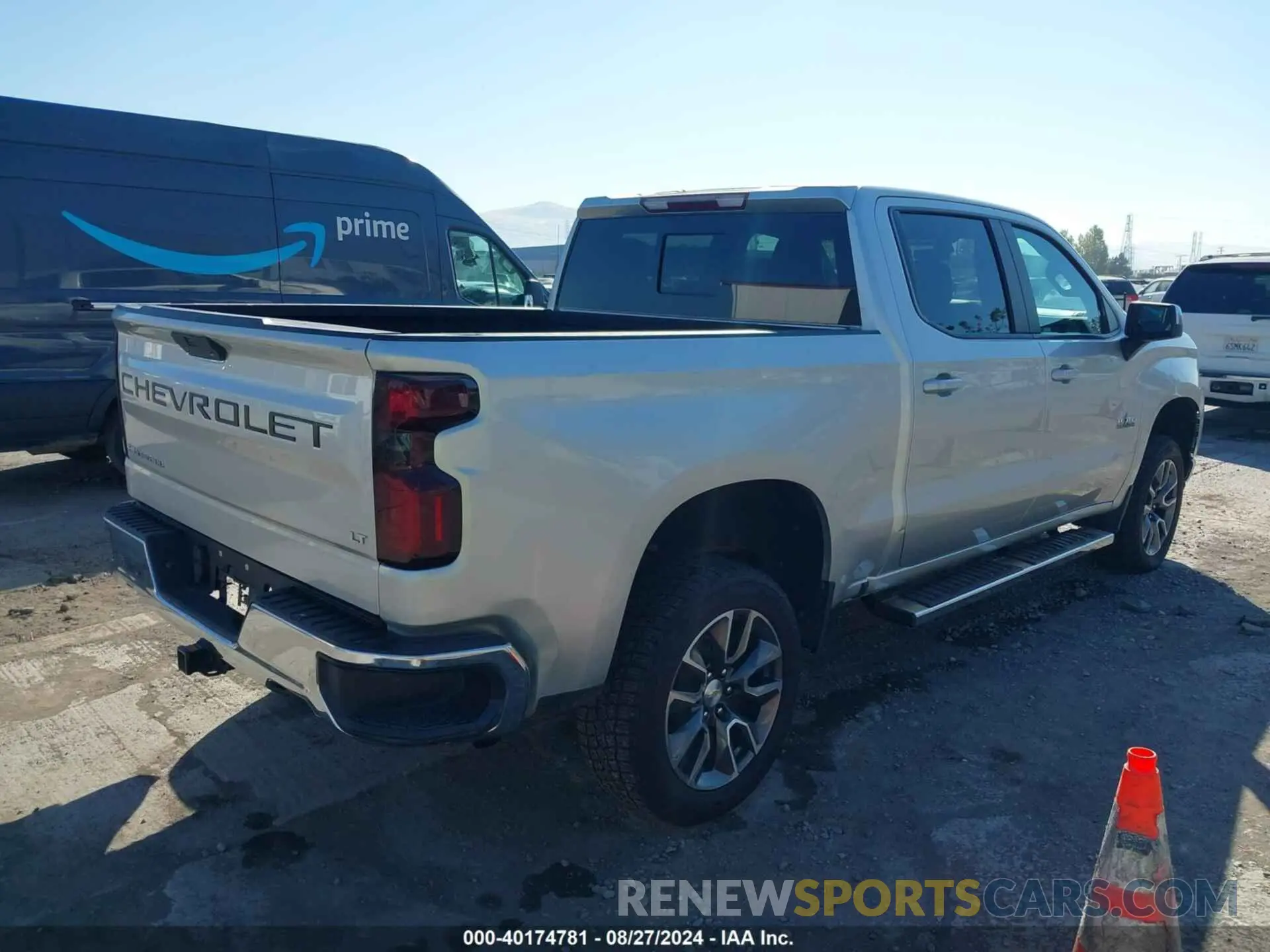 4 fotografías del automóvil dañado 3GCUYDED0MG380519 CHEVROLET SILVERADO 1500 2021