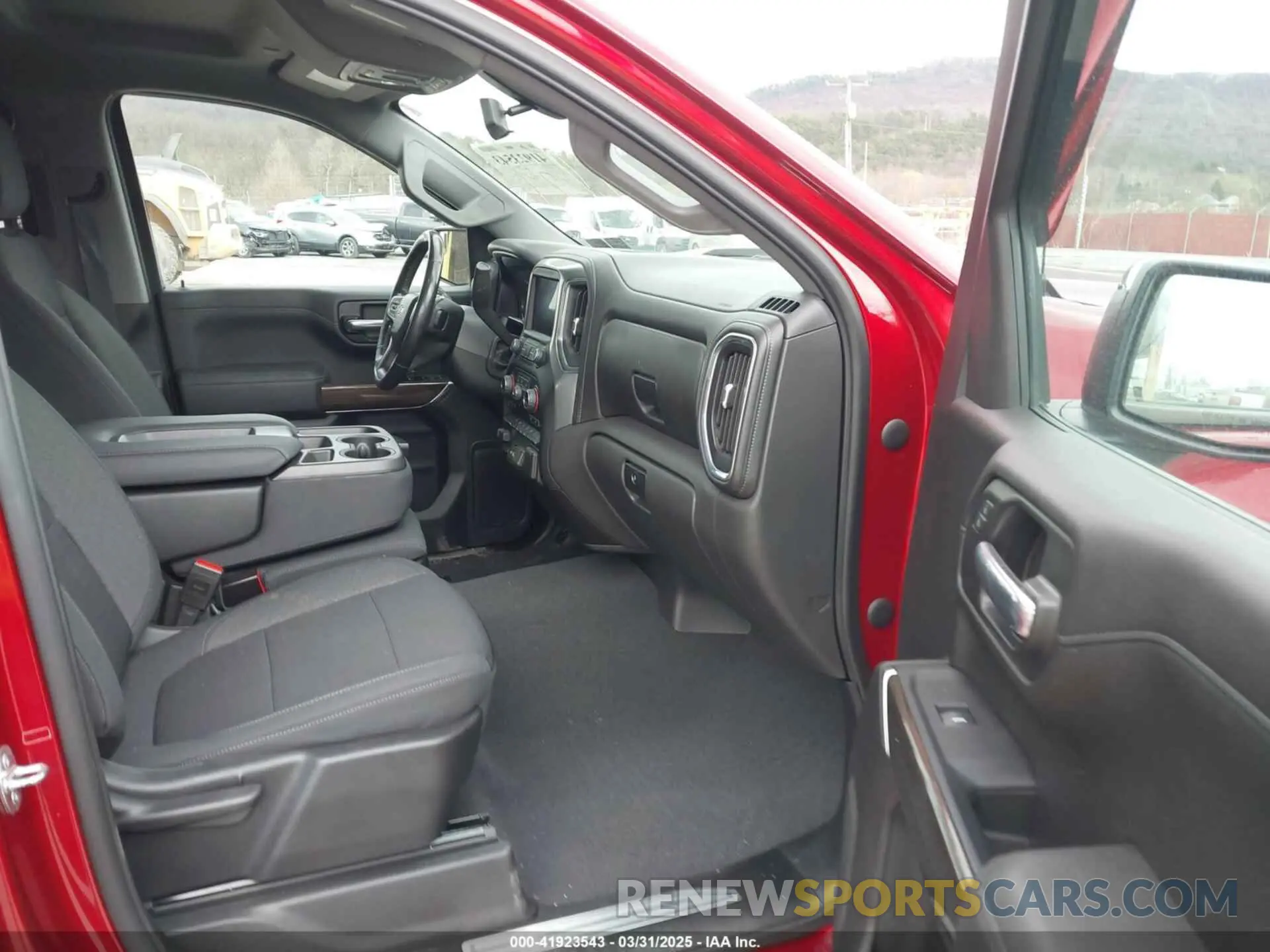 5 fotografías del automóvil dañado 3GCUYDED8MG222154 CHEVROLET SILVERADO 1500 2021