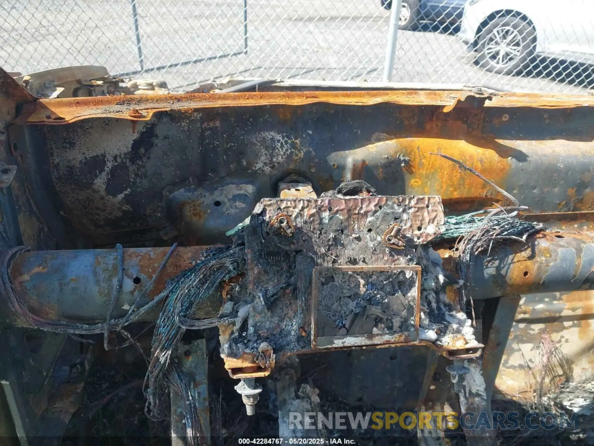 7 fotografías del automóvil dañado 3GCUYDED9MG172722 CHEVROLET SILVERADO 1500 2021