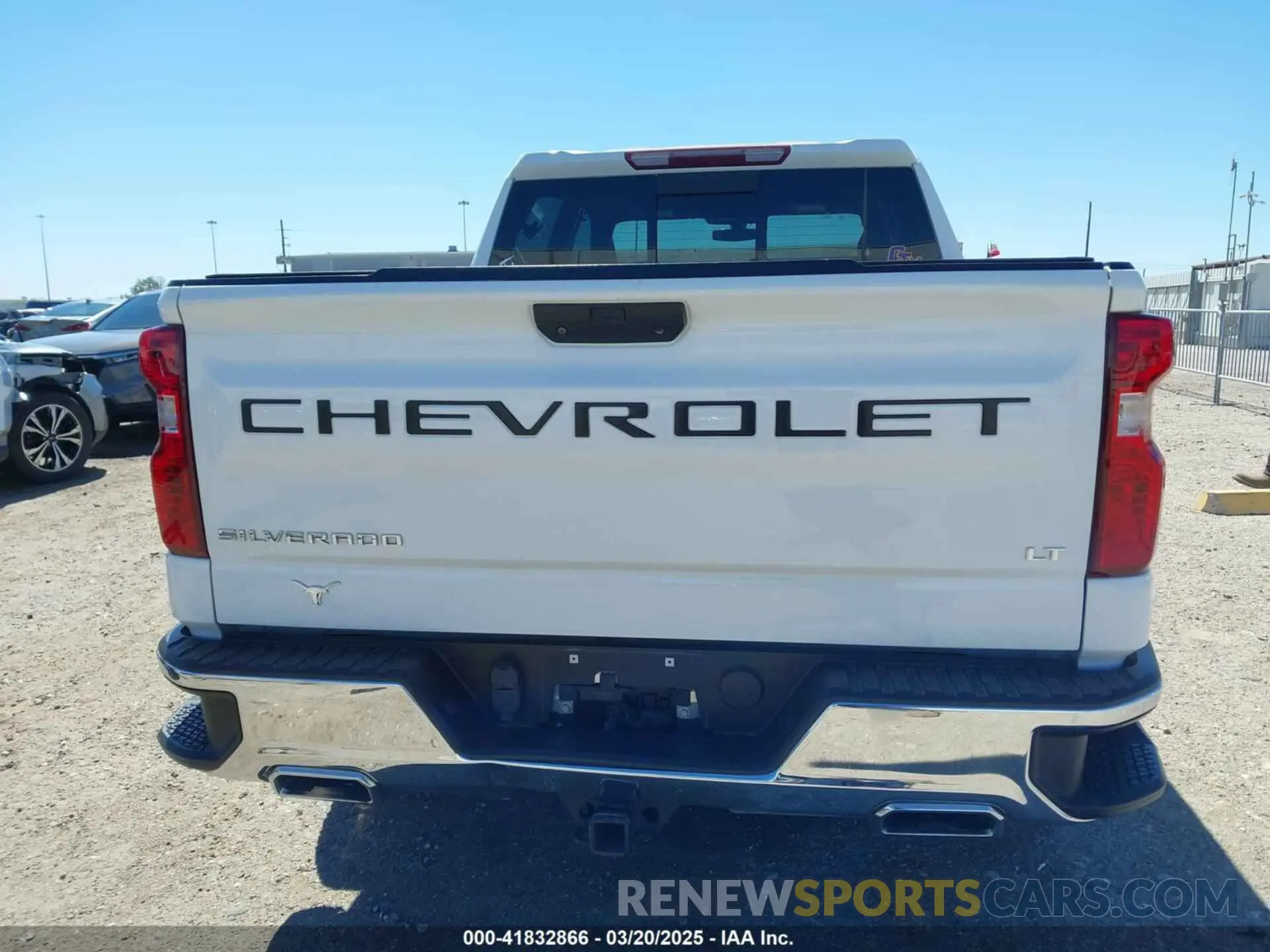 15 fotografías del automóvil dañado 3GCUYDED9MG439695 CHEVROLET SILVERADO 1500 2021