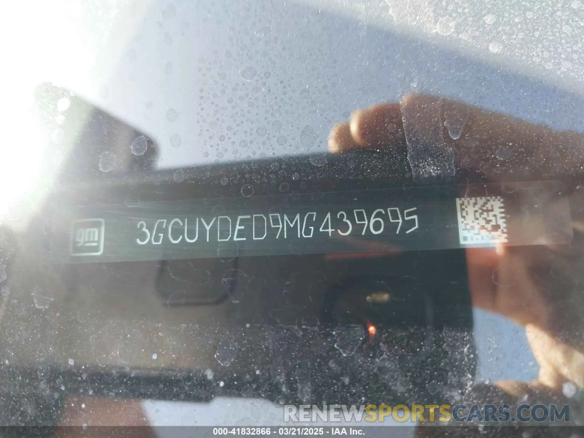 18 fotografías del automóvil dañado 3GCUYDED9MG439695 CHEVROLET SILVERADO 1500 2021