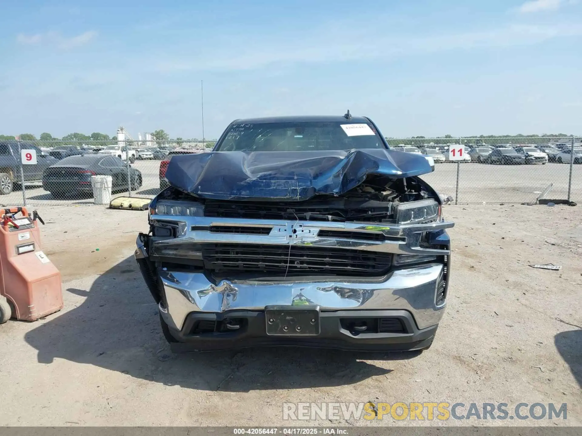 11 fotografías del automóvil dañado 3GCUYDEDXMG111217 CHEVROLET SILVERADO 1500 2021