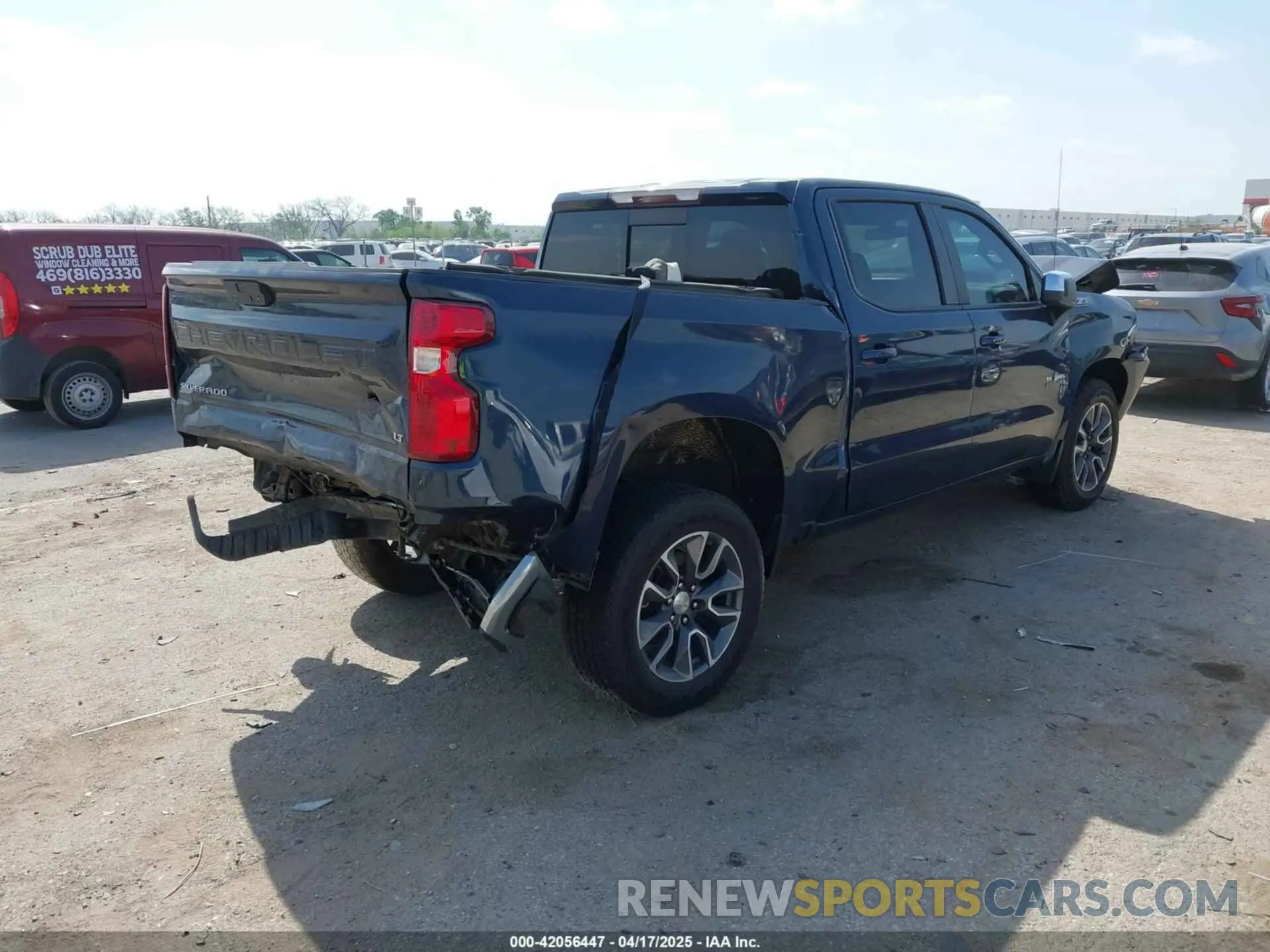 4 fotografías del automóvil dañado 3GCUYDEDXMG111217 CHEVROLET SILVERADO 1500 2021