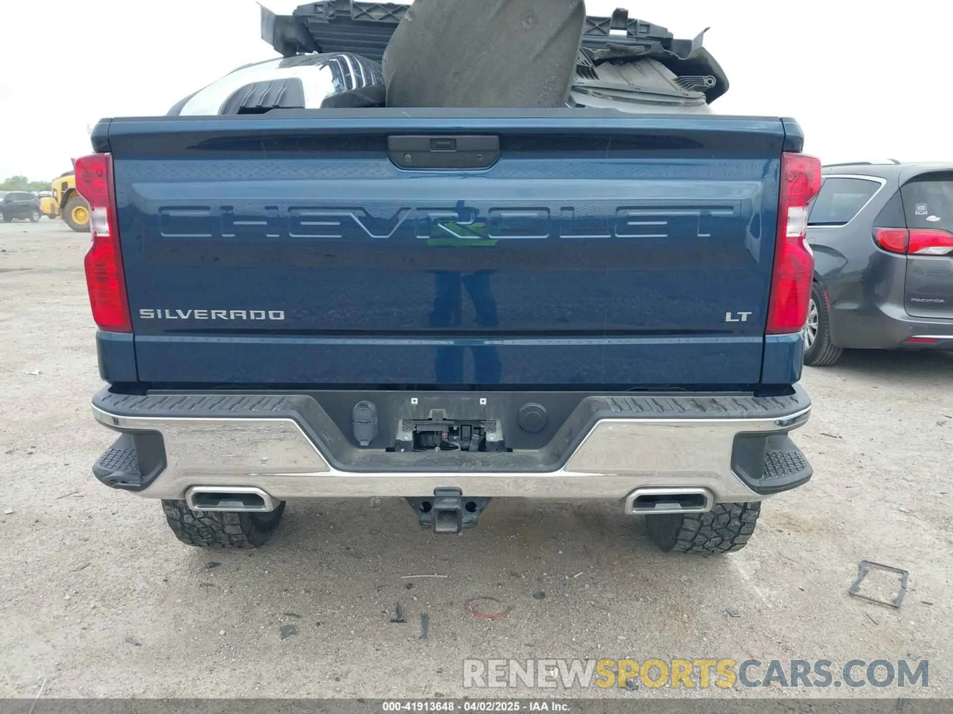16 fotografías del automóvil dañado 3GCUYDET9MG190077 CHEVROLET SILVERADO 1500 2021