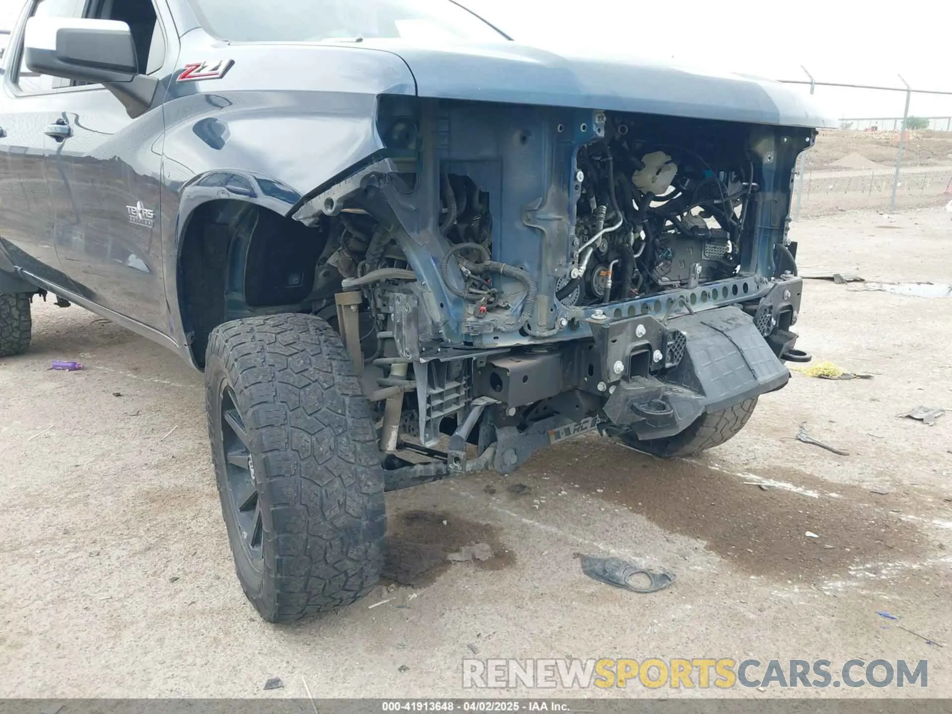 17 fotografías del automóvil dañado 3GCUYDET9MG190077 CHEVROLET SILVERADO 1500 2021