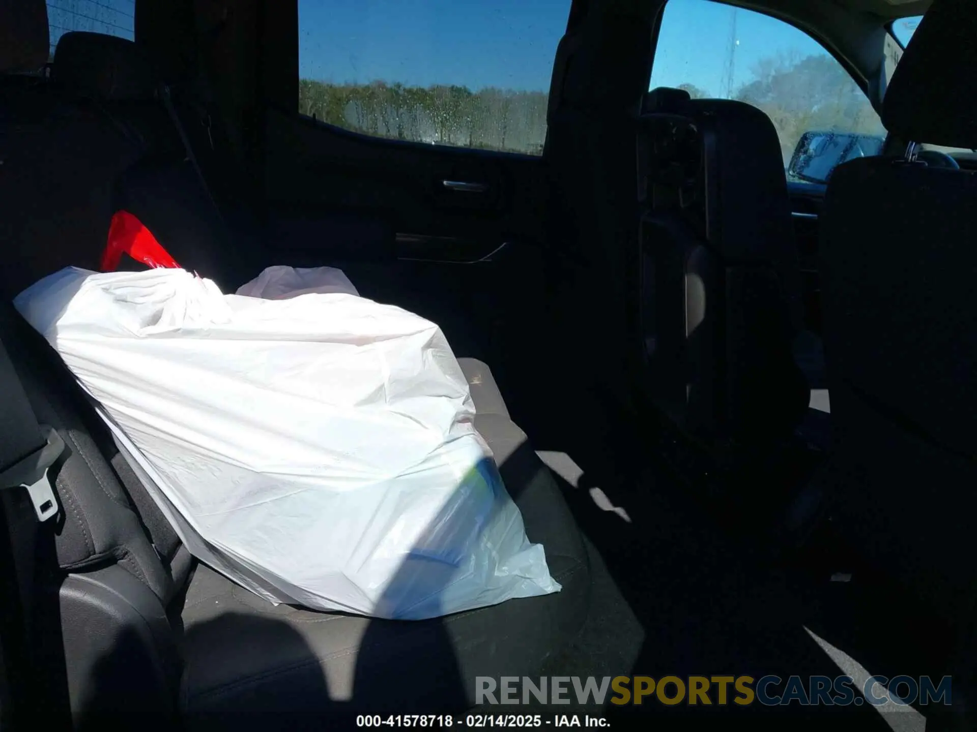 8 fotografías del automóvil dañado 3GCUYEED0MG336607 CHEVROLET SILVERADO 1500 2021