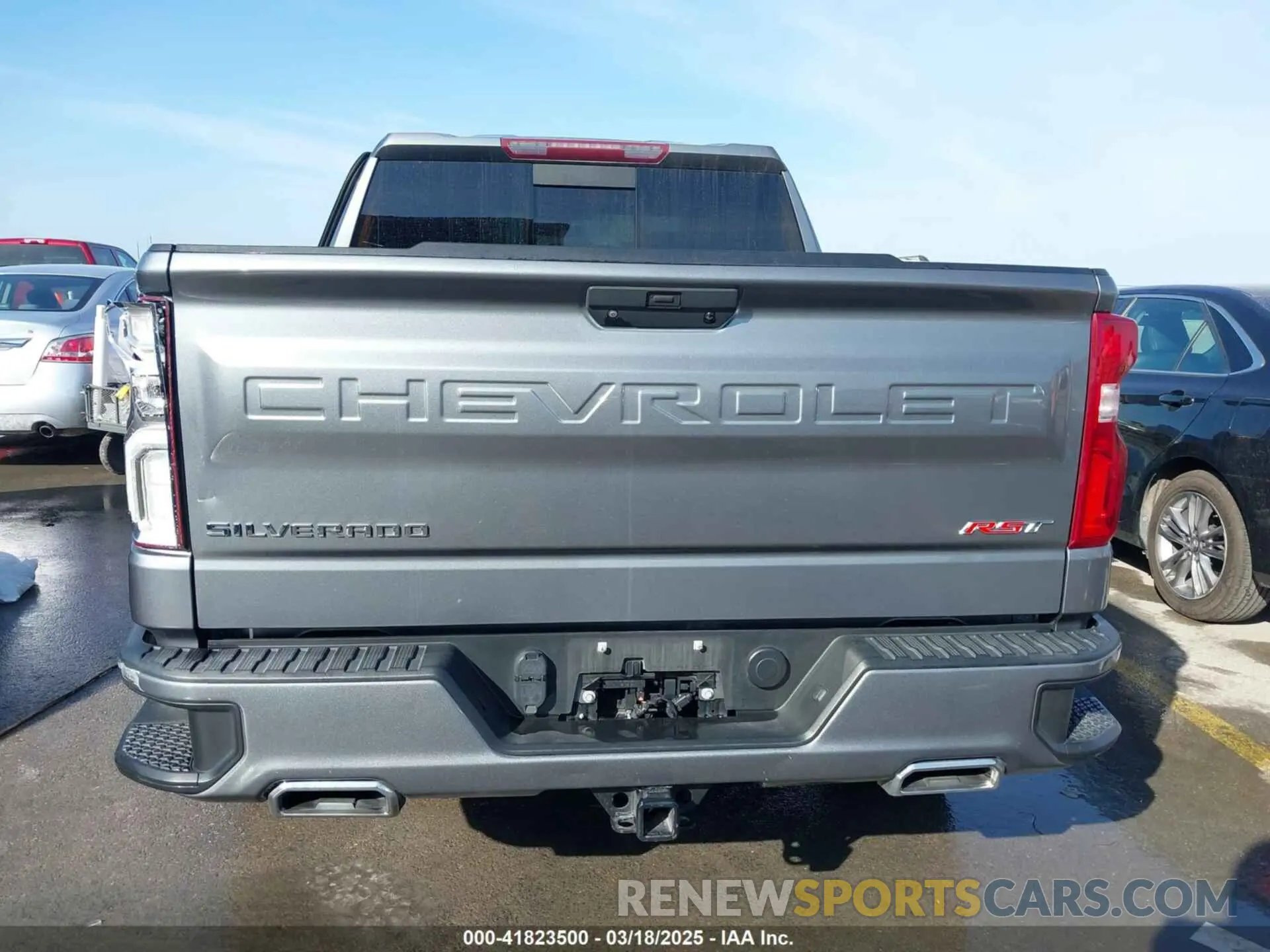 16 fotografías del automóvil dañado 3GCUYEED1MG310291 CHEVROLET SILVERADO 1500 2021
