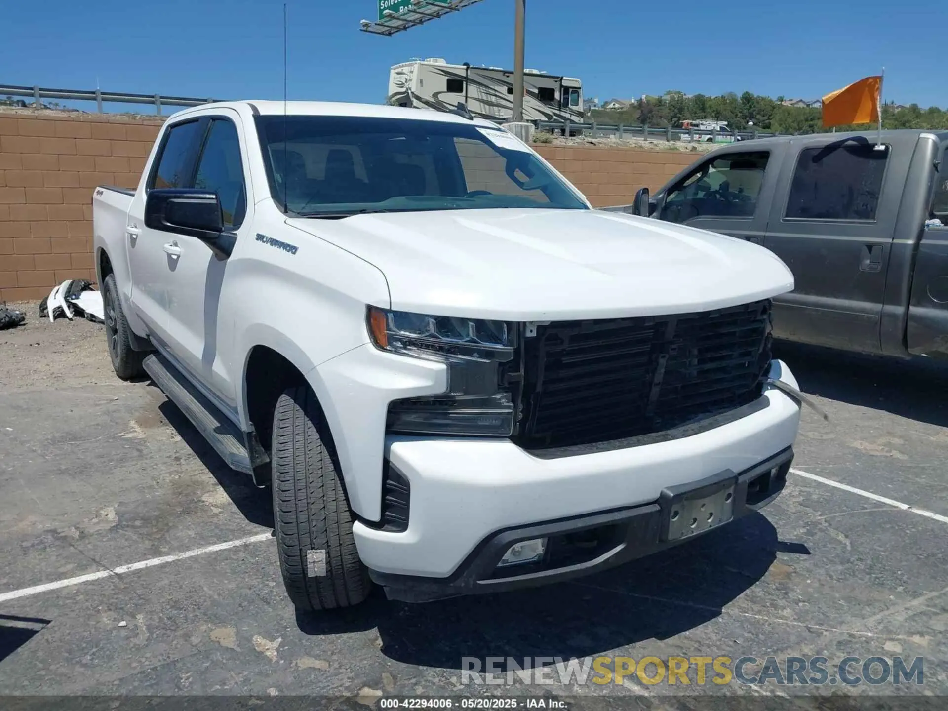 1 fotografías del automóvil dañado 3GCUYEED2MG182658 CHEVROLET SILVERADO 1500 2021