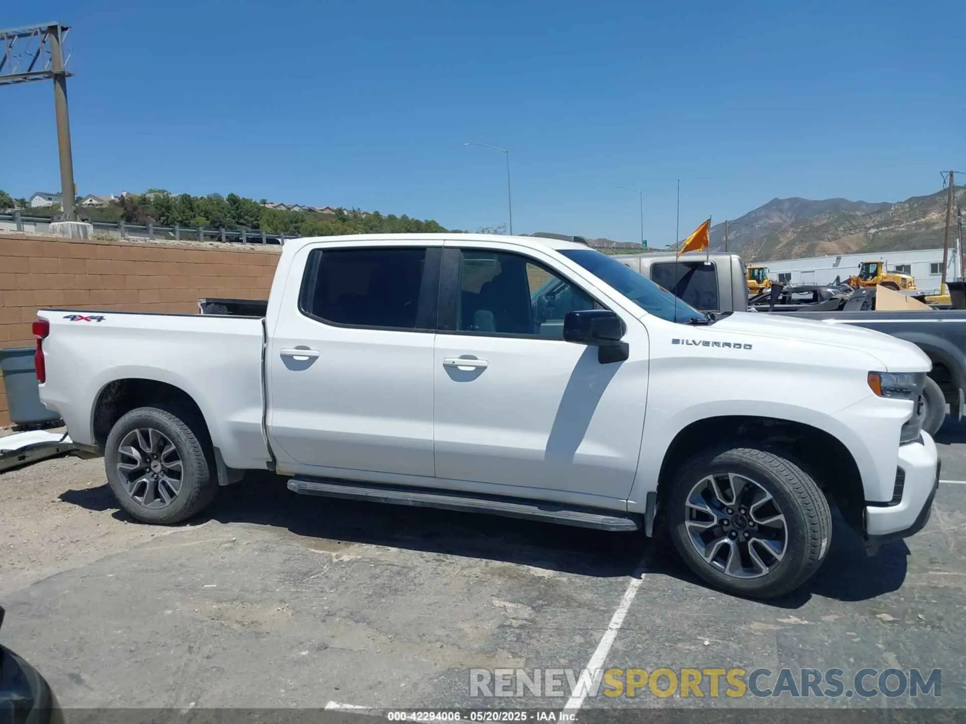 14 fotografías del automóvil dañado 3GCUYEED2MG182658 CHEVROLET SILVERADO 1500 2021