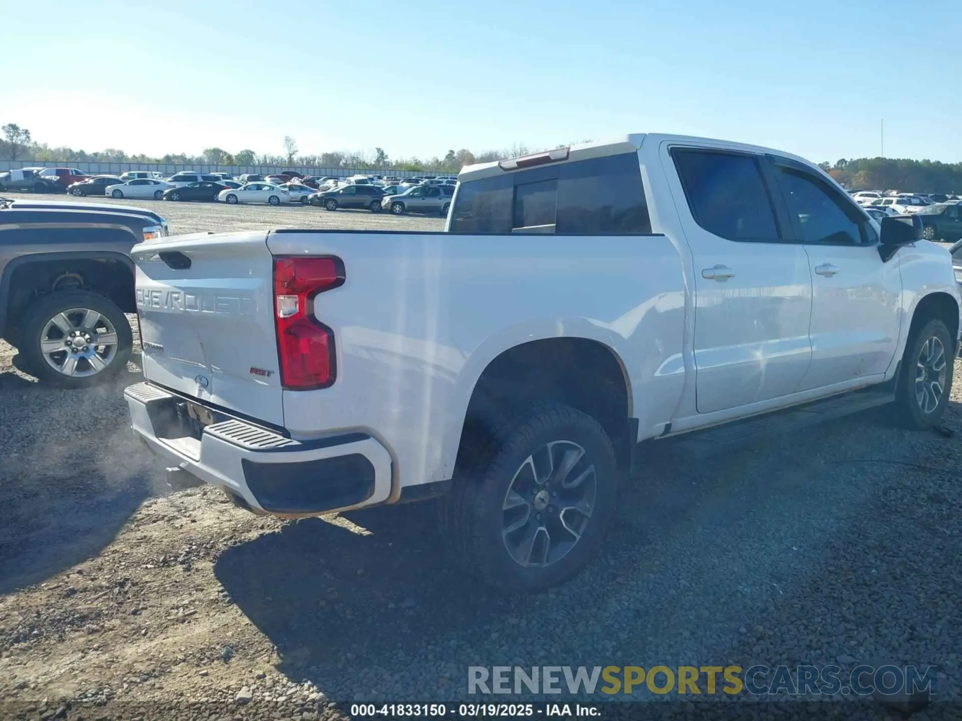 4 fotografías del automóvil dañado 3GCUYEED2MG249808 CHEVROLET SILVERADO 1500 2021