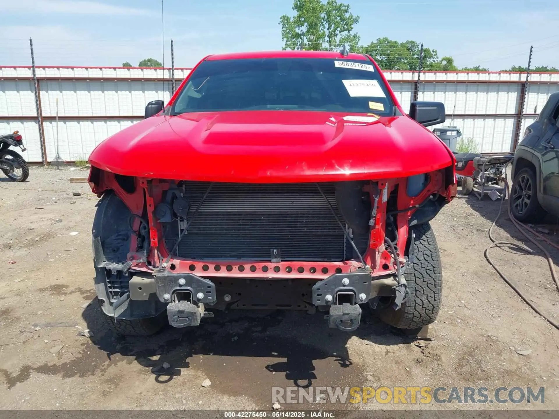 13 fotografías del automóvil dañado 3GCUYEED3MG271364 CHEVROLET SILVERADO 1500 2021