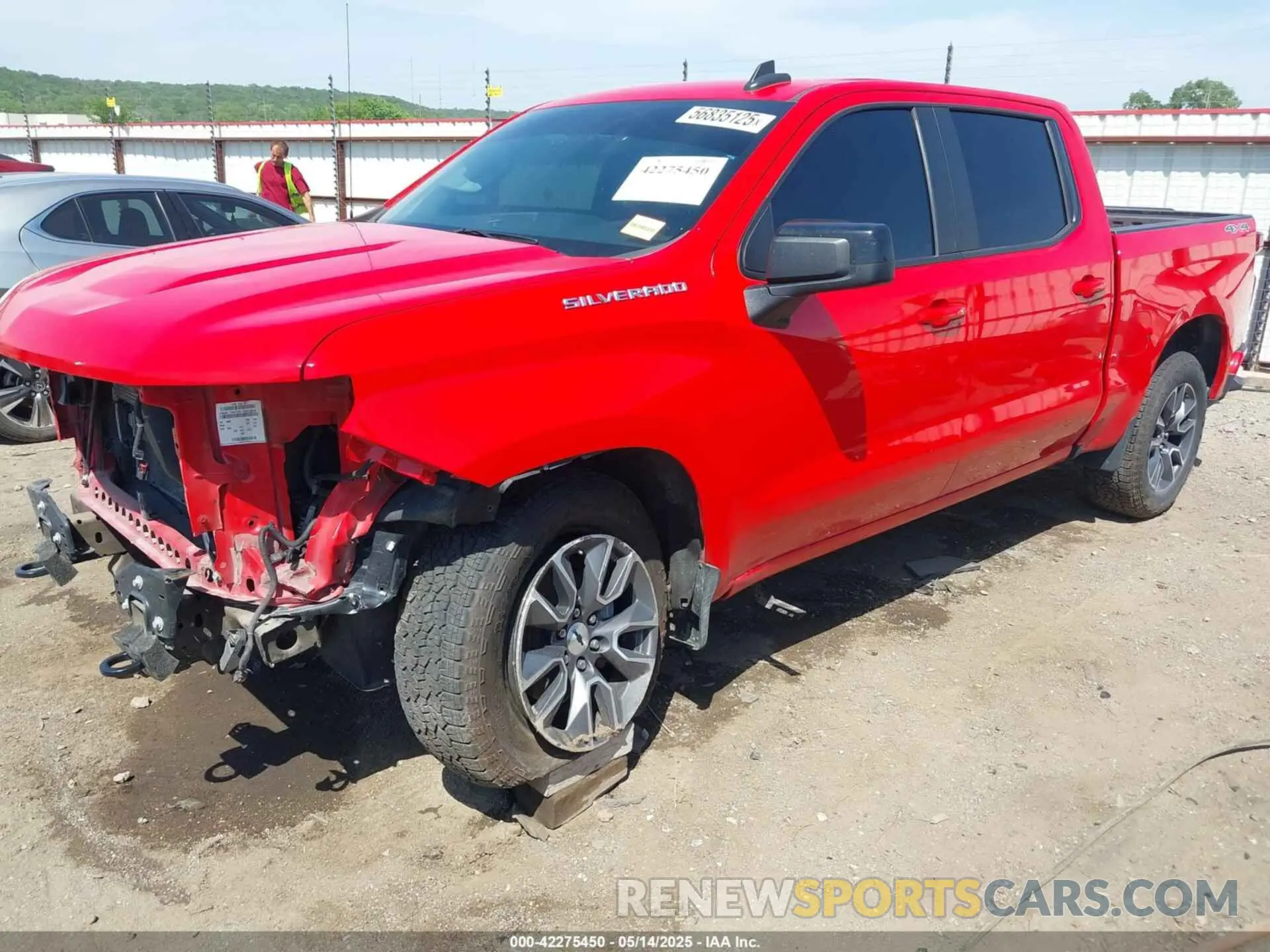 2 fotografías del automóvil dañado 3GCUYEED3MG271364 CHEVROLET SILVERADO 1500 2021
