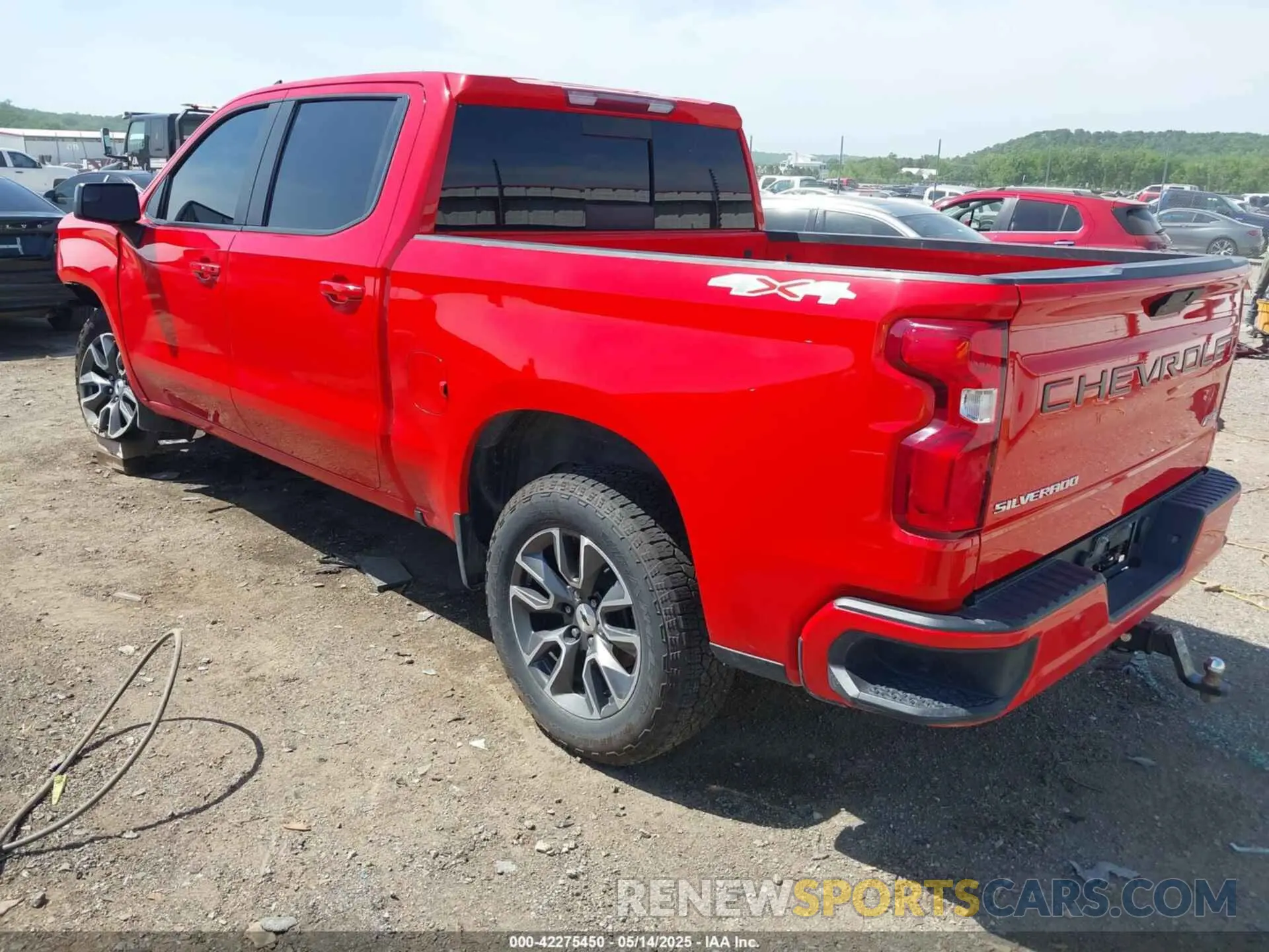 3 fotografías del automóvil dañado 3GCUYEED3MG271364 CHEVROLET SILVERADO 1500 2021