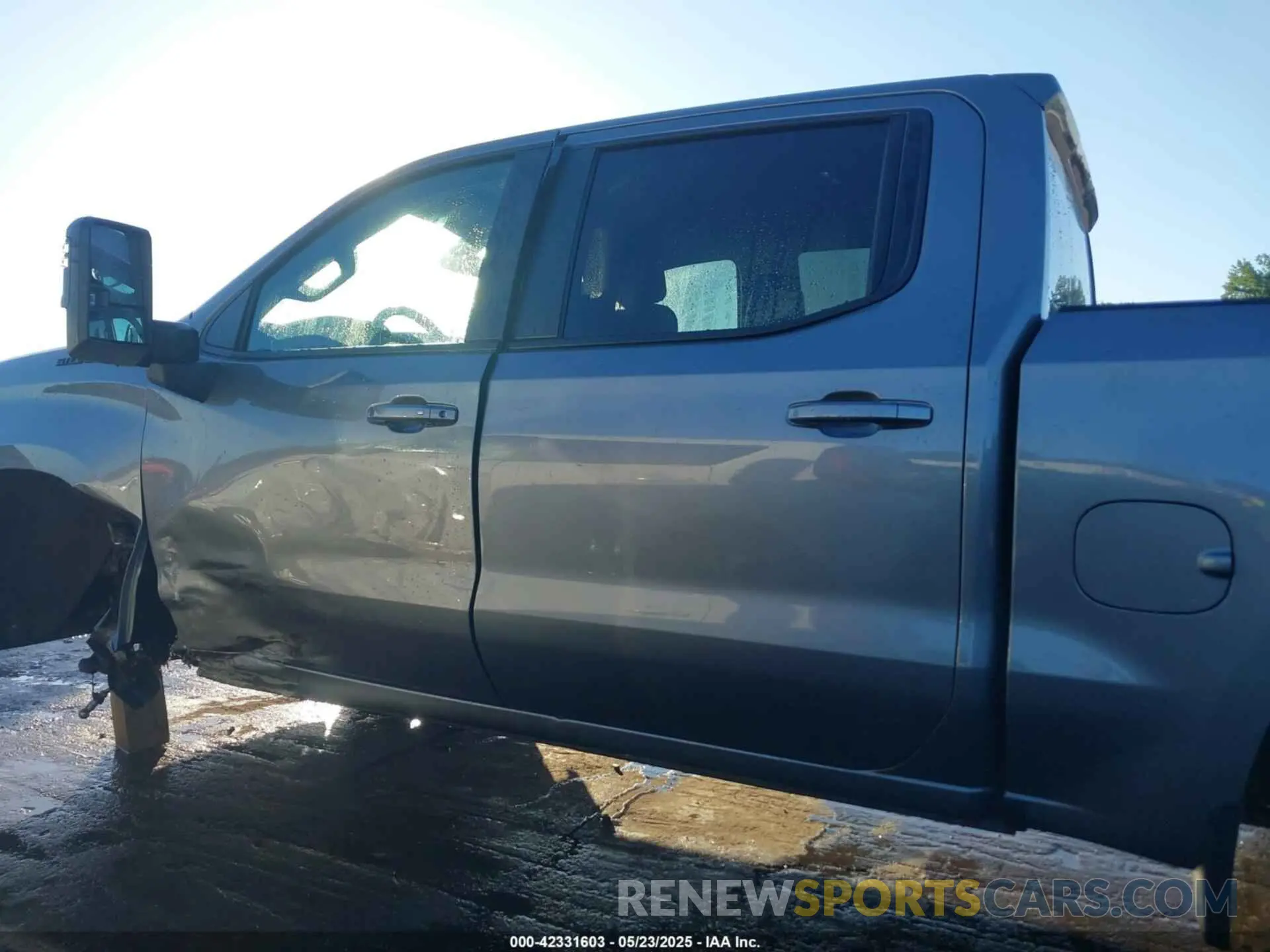 14 fotografías del automóvil dañado 3GCUYEET3MG115882 CHEVROLET SILVERADO 1500 2021