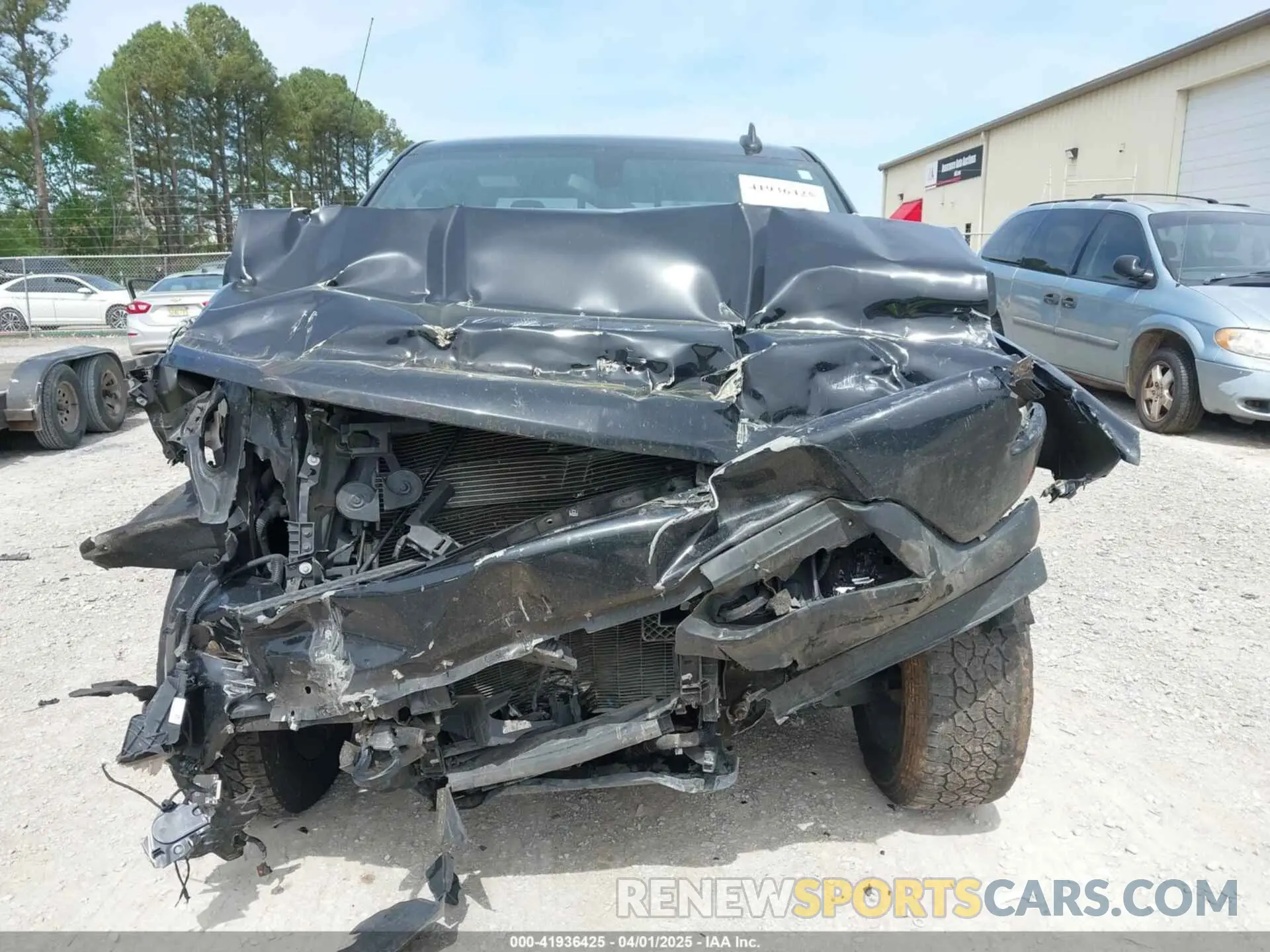13 fotografías del automóvil dañado 3GCUYEET3MG257648 CHEVROLET SILVERADO 1500 2021