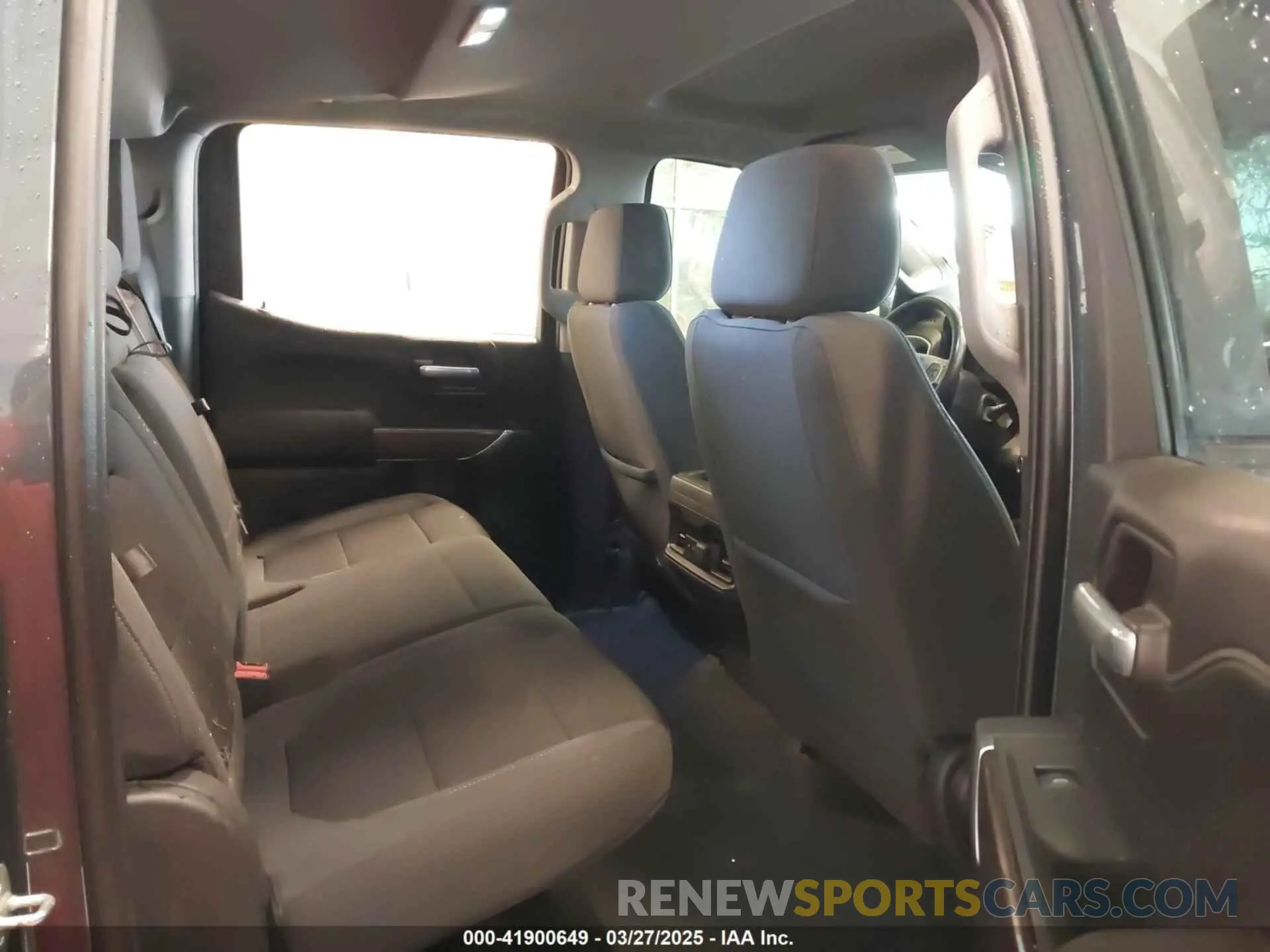 8 fotografías del automóvil dañado 3GCUYEET6MG165532 CHEVROLET SILVERADO 1500 2021