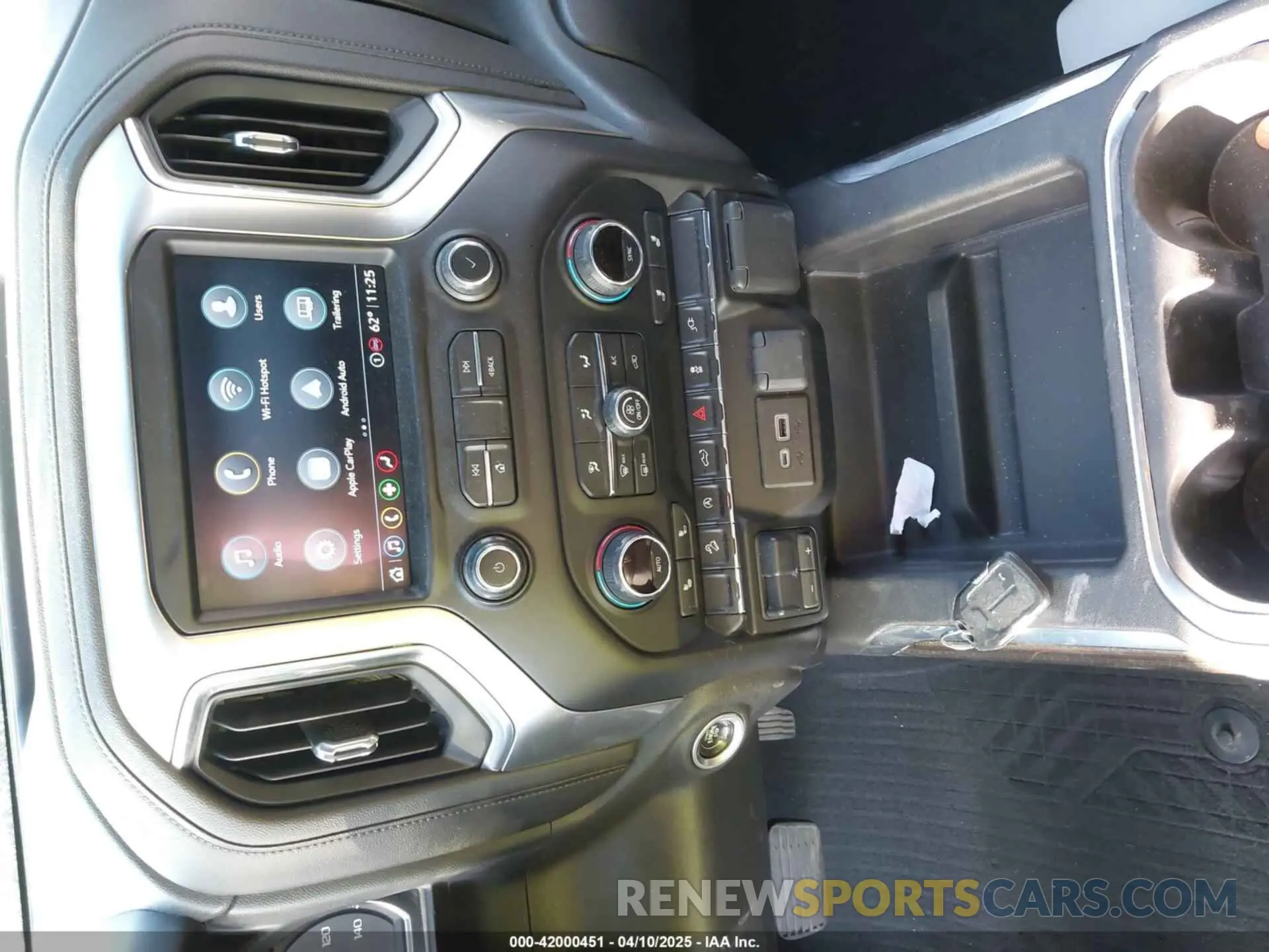 11 fotografías del automóvil dañado 3GCUYEET6MG194383 CHEVROLET SILVERADO 1500 2021