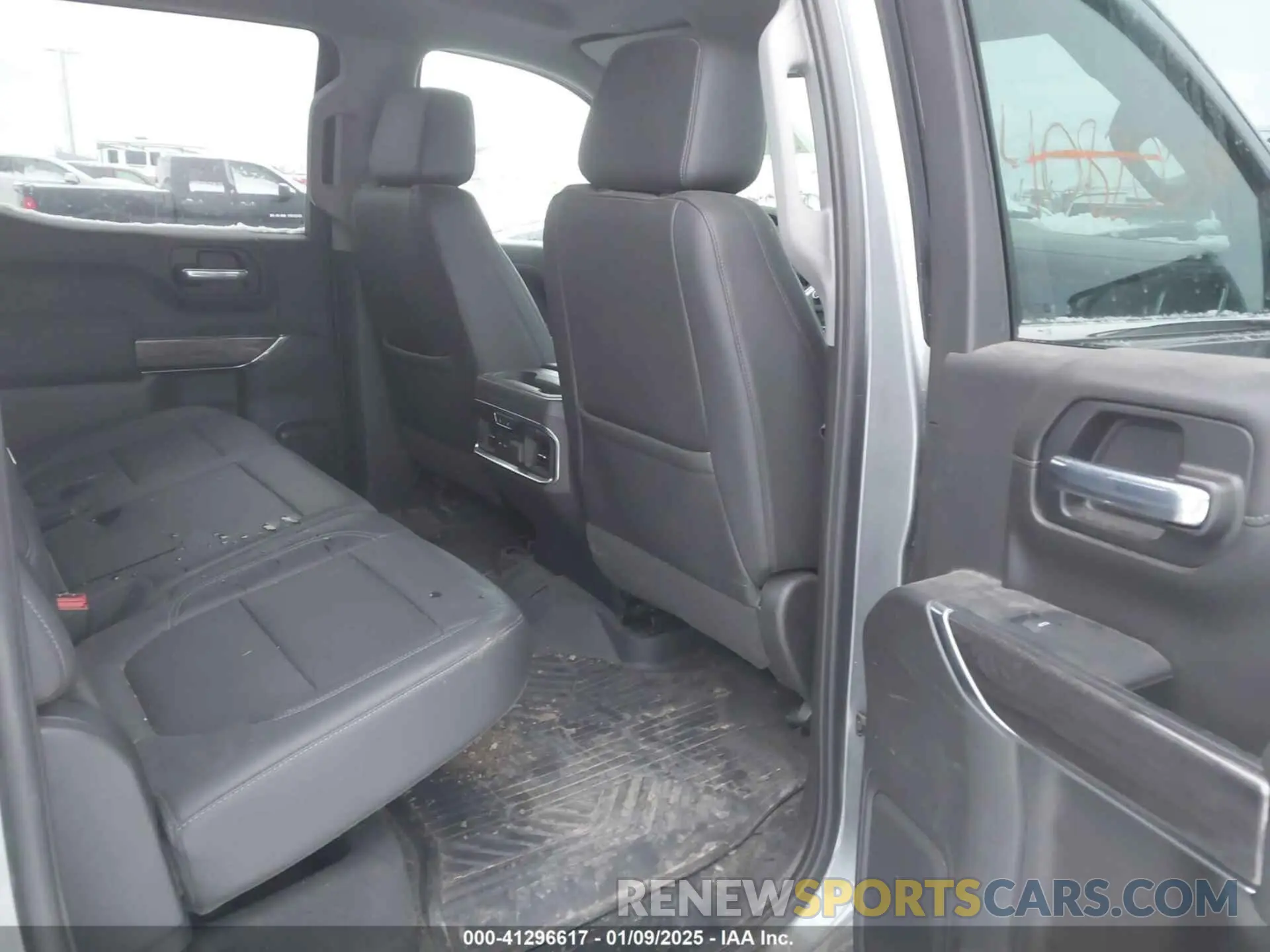 8 fotografías del automóvil dañado 3GCUYGED9MG214517 CHEVROLET SILVERADO 1500 2021