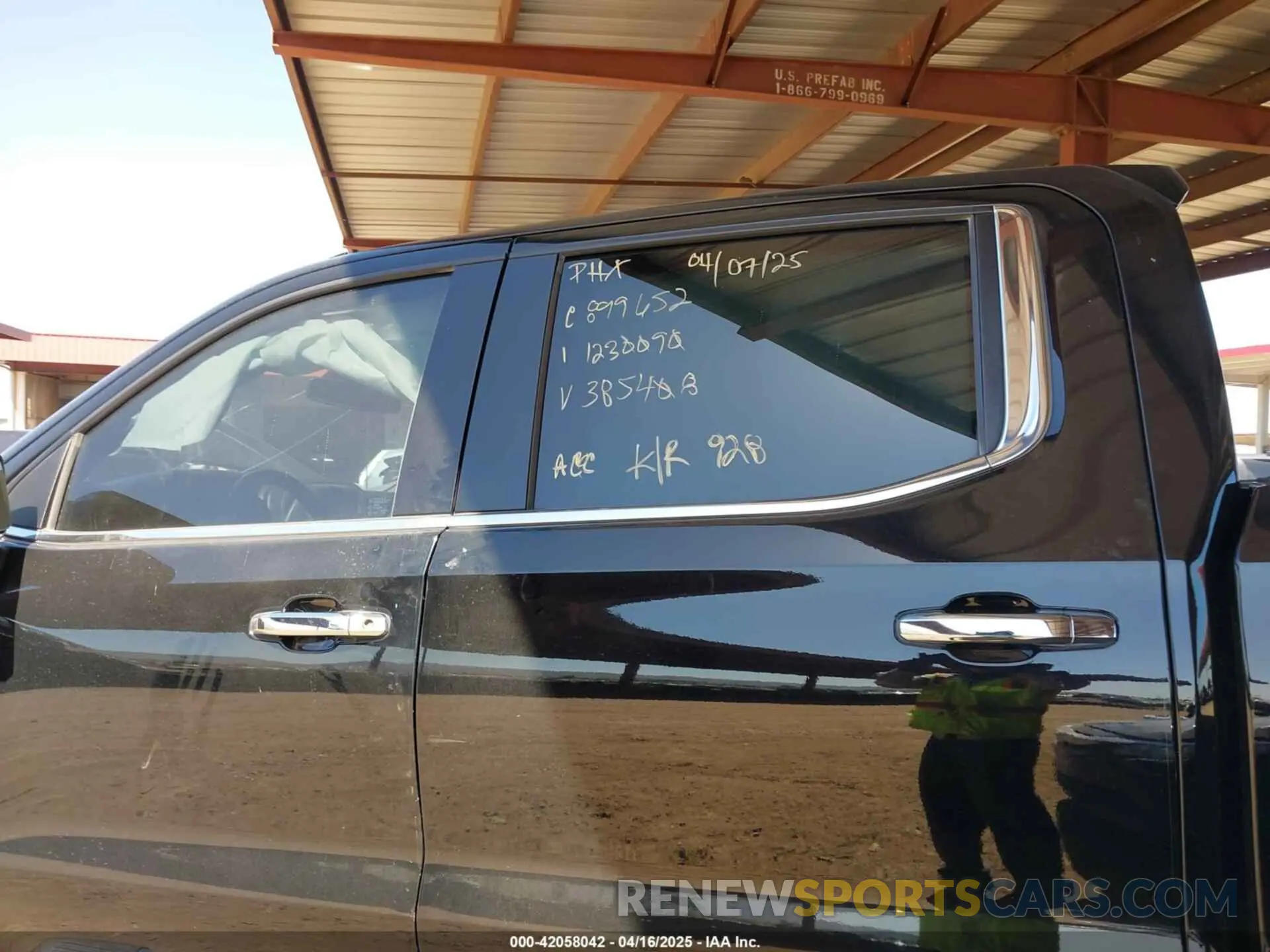 14 fotografías del automóvil dañado 3GCUYGEL4MG385408 CHEVROLET SILVERADO 1500 2021