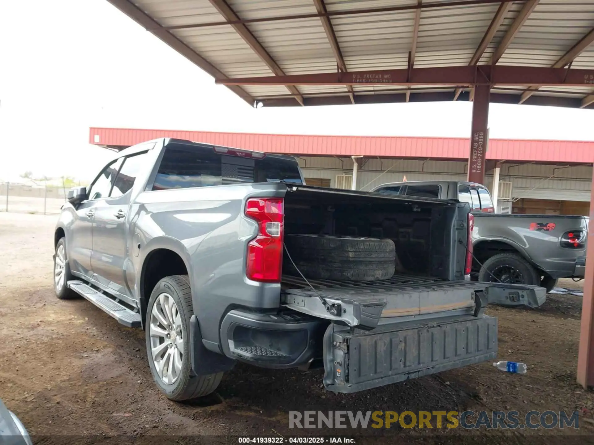 3 fotografías del automóvil dañado 3GCUYHEL4MG297738 CHEVROLET SILVERADO 1500 2021