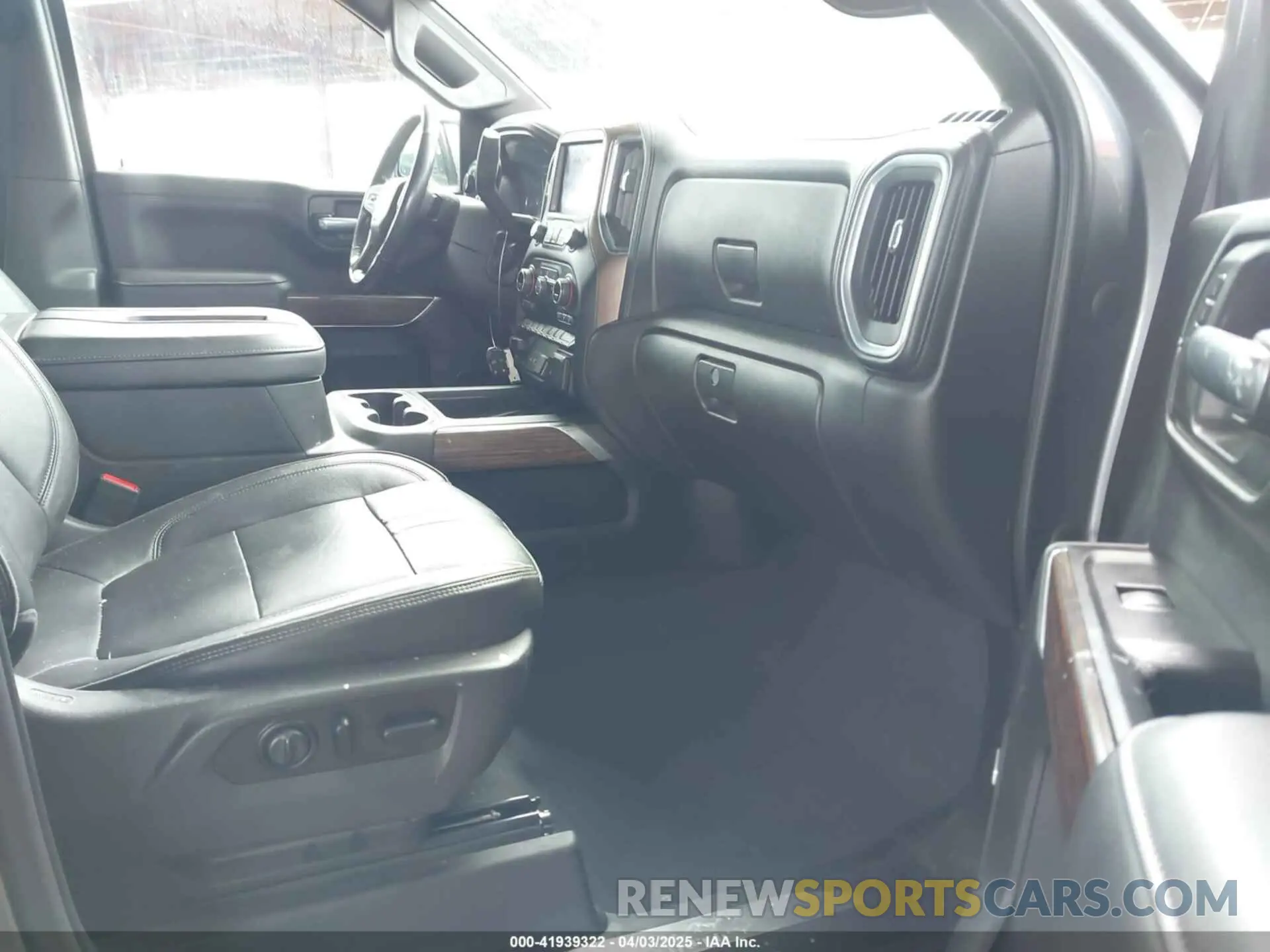5 fotografías del automóvil dañado 3GCUYHEL4MG297738 CHEVROLET SILVERADO 1500 2021