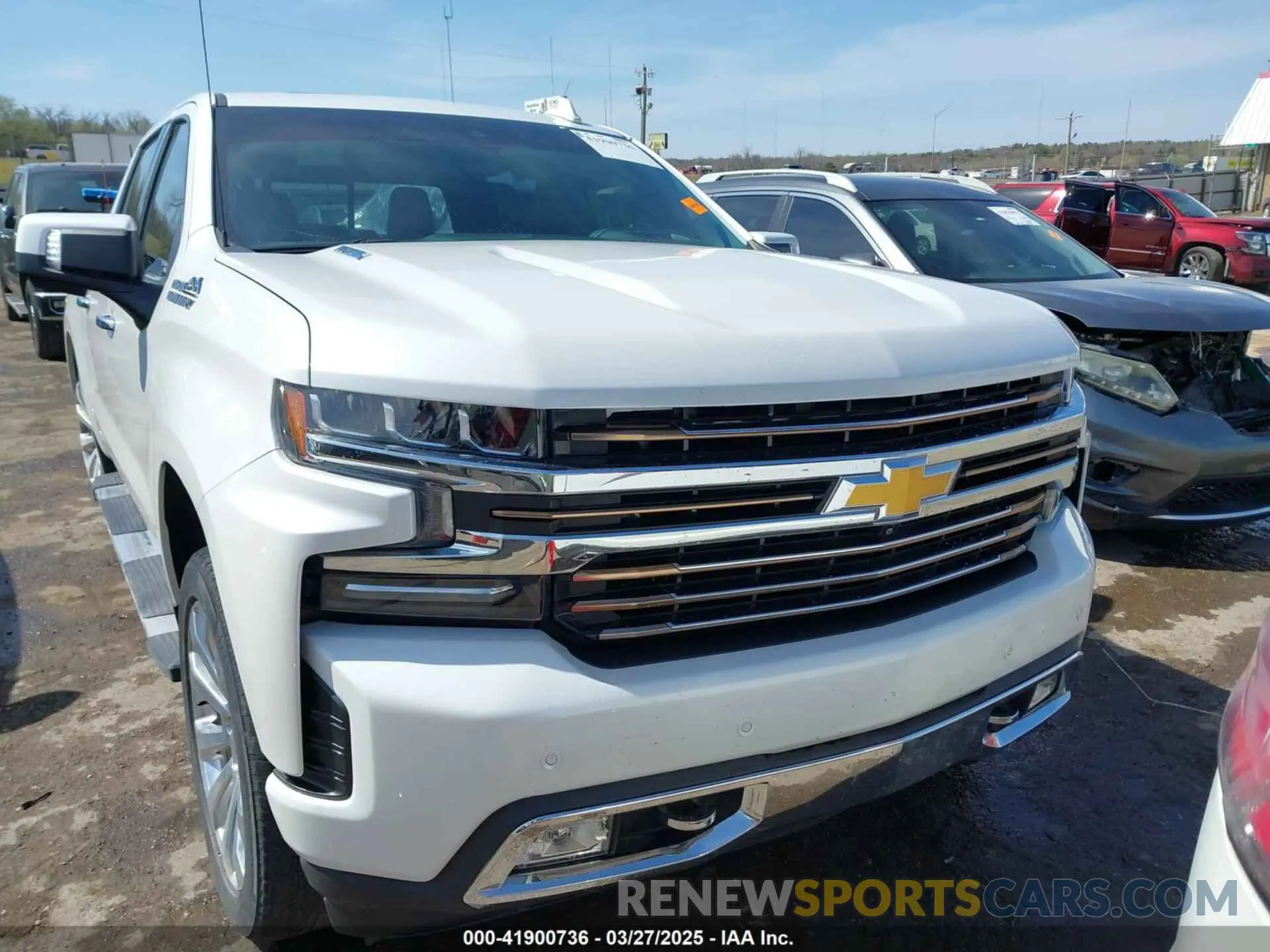 12 fotografías del automóvil dañado 3GCUYHET6MG128594 CHEVROLET SILVERADO 1500 2021
