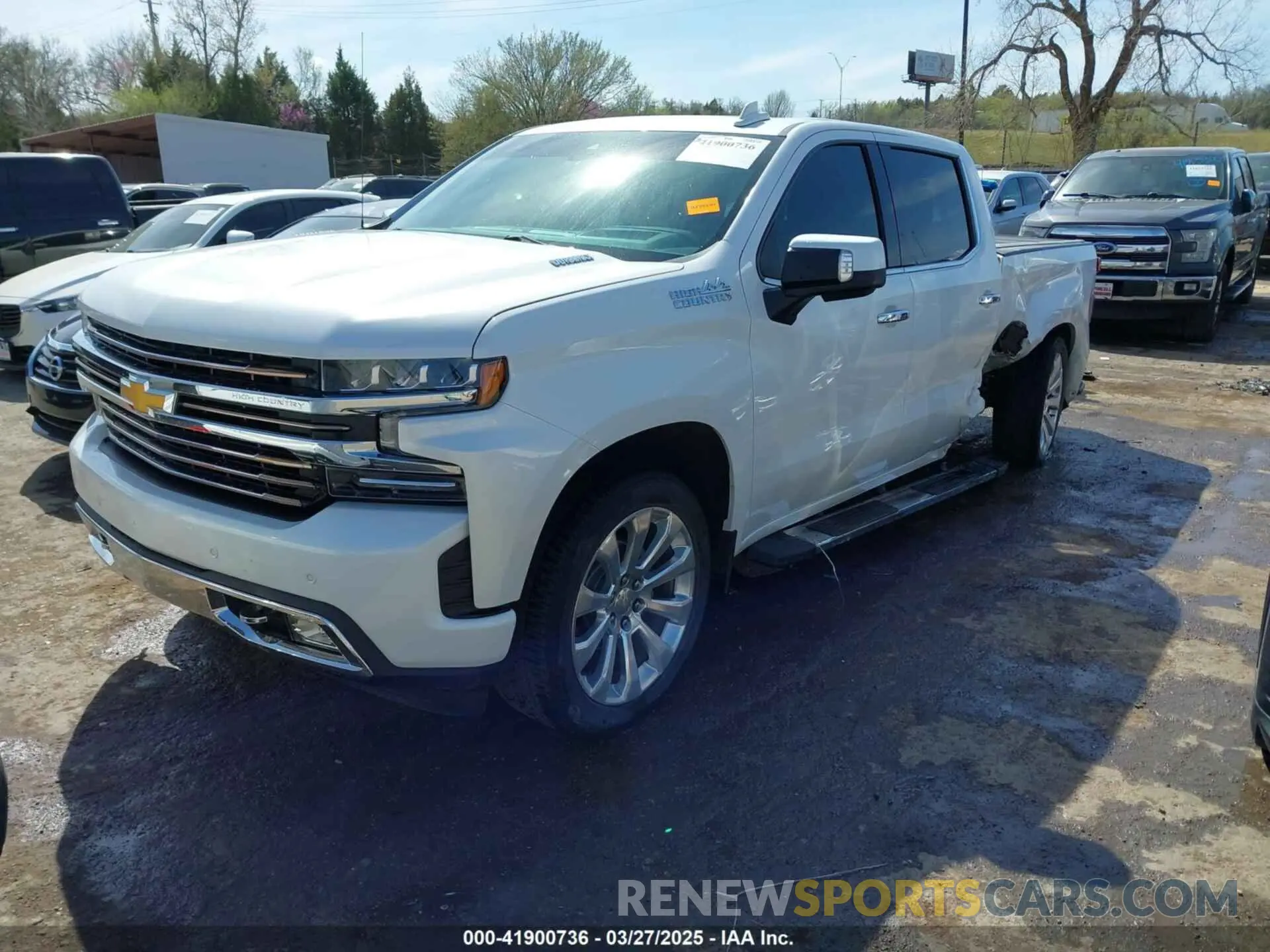 2 fotografías del automóvil dañado 3GCUYHET6MG128594 CHEVROLET SILVERADO 1500 2021