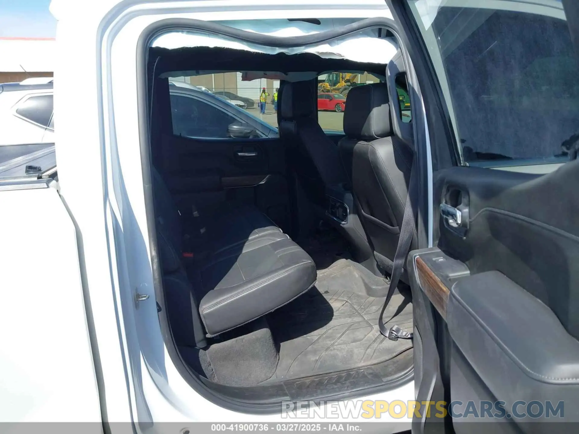 8 fotografías del automóvil dañado 3GCUYHET6MG128594 CHEVROLET SILVERADO 1500 2021