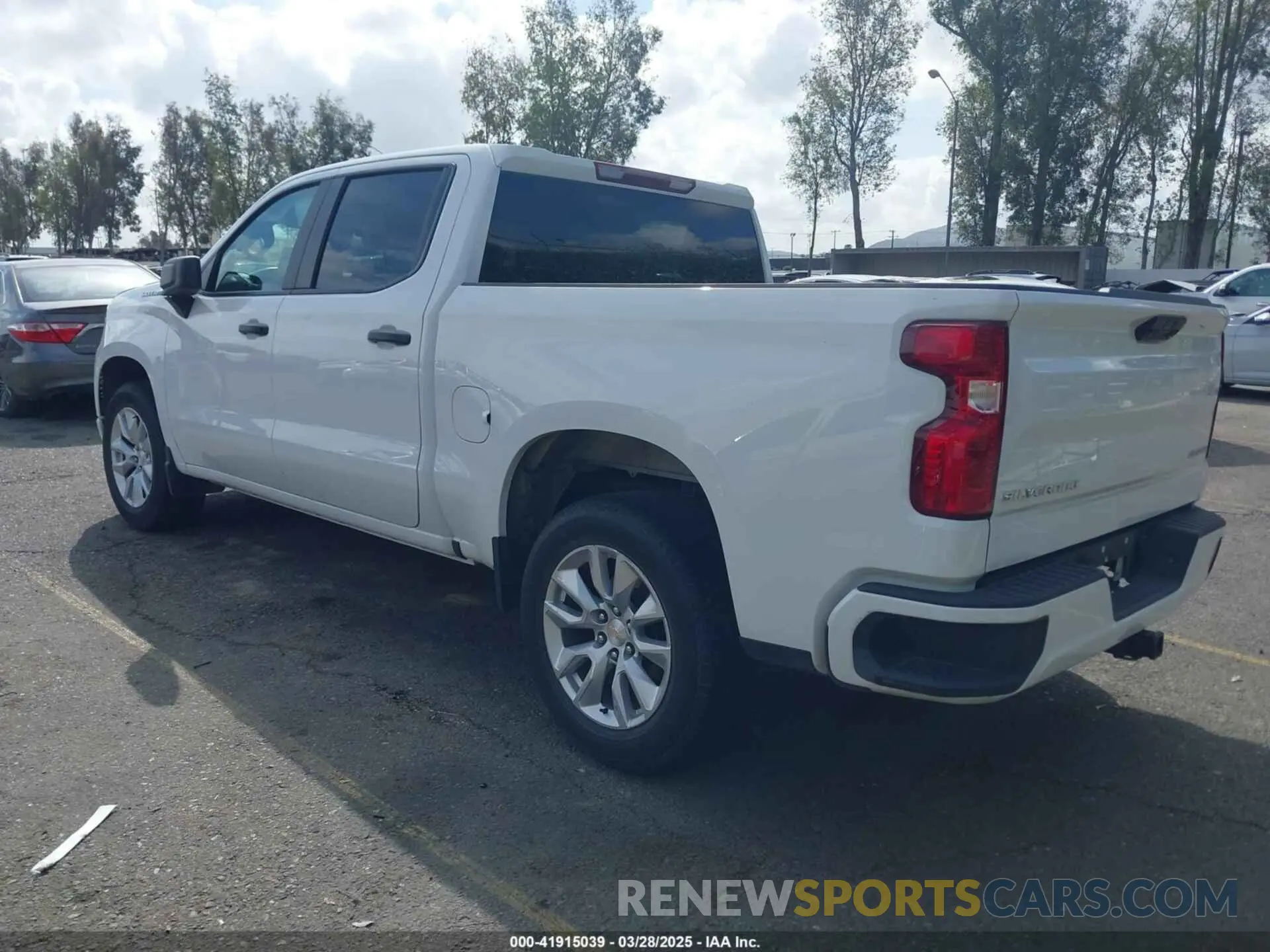 3 fotografías del automóvil dañado 1GCPABEK1NZ531213 CHEVROLET SILVERADO 1500 2022