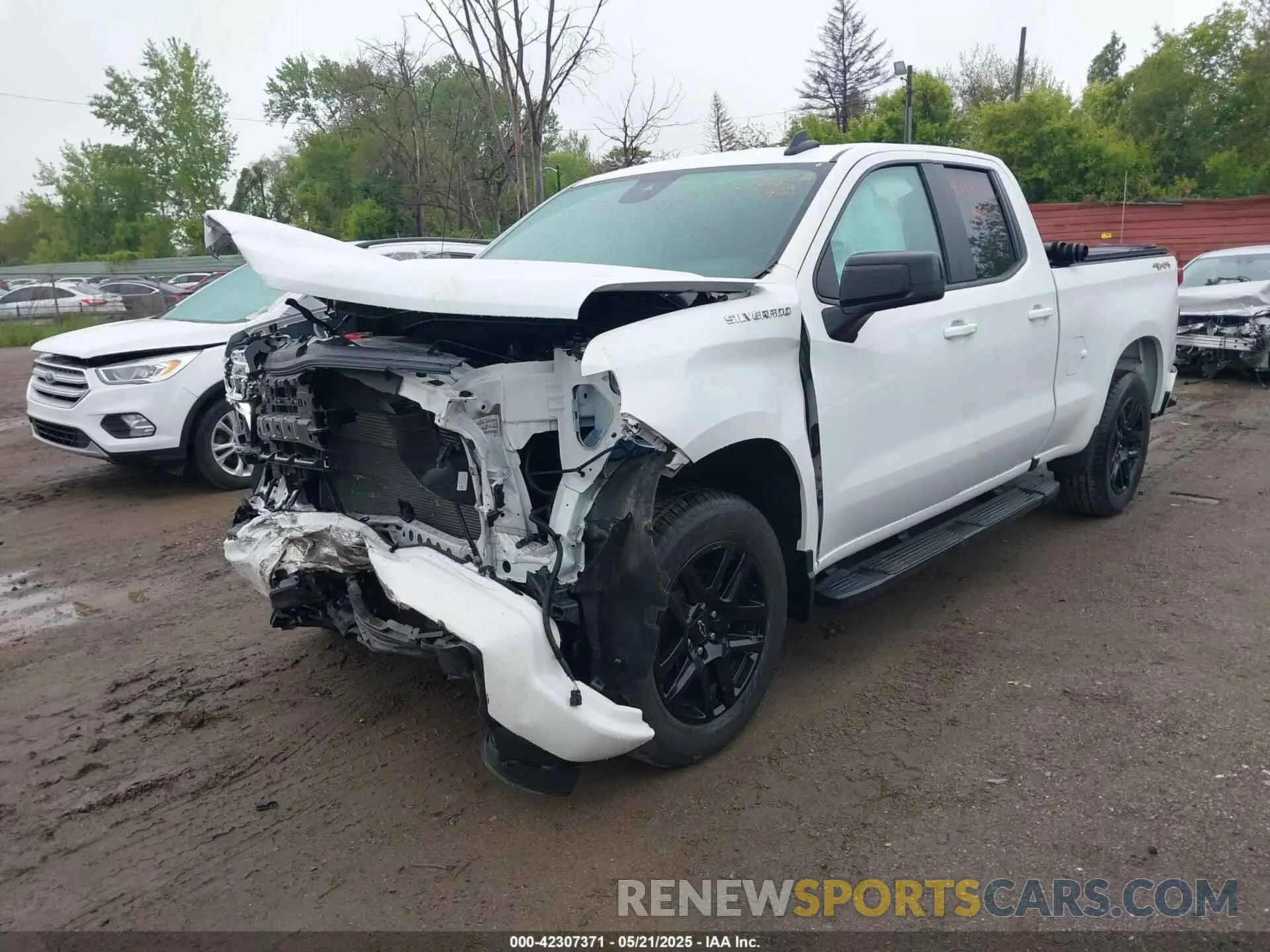 2 fotografías del automóvil dañado 1GCRDEED5NZ554707 CHEVROLET SILVERADO 1500 2022