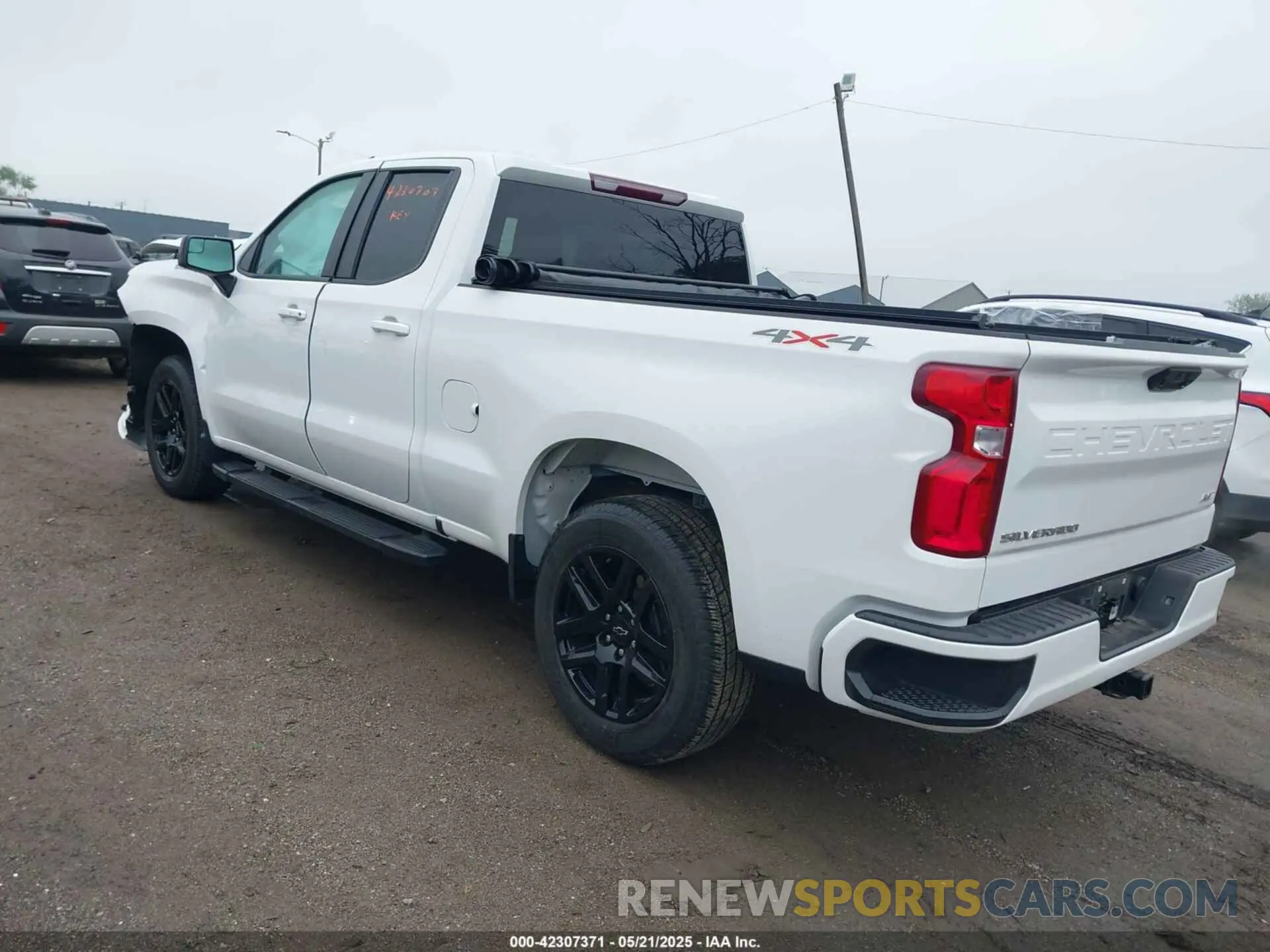 3 fotografías del automóvil dañado 1GCRDEED5NZ554707 CHEVROLET SILVERADO 1500 2022