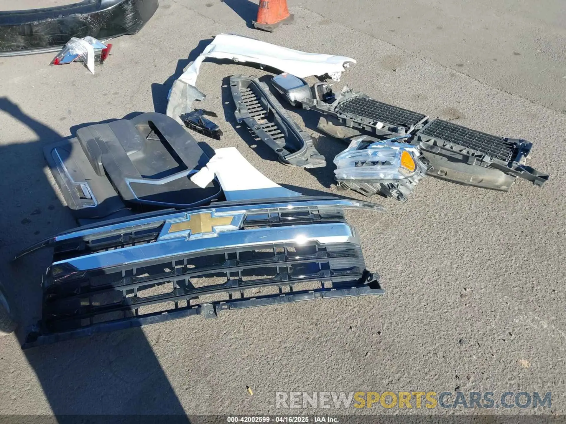 12 fotografías del automóvil dañado 1GCUDDEDXNZ537566 CHEVROLET SILVERADO 1500 2022