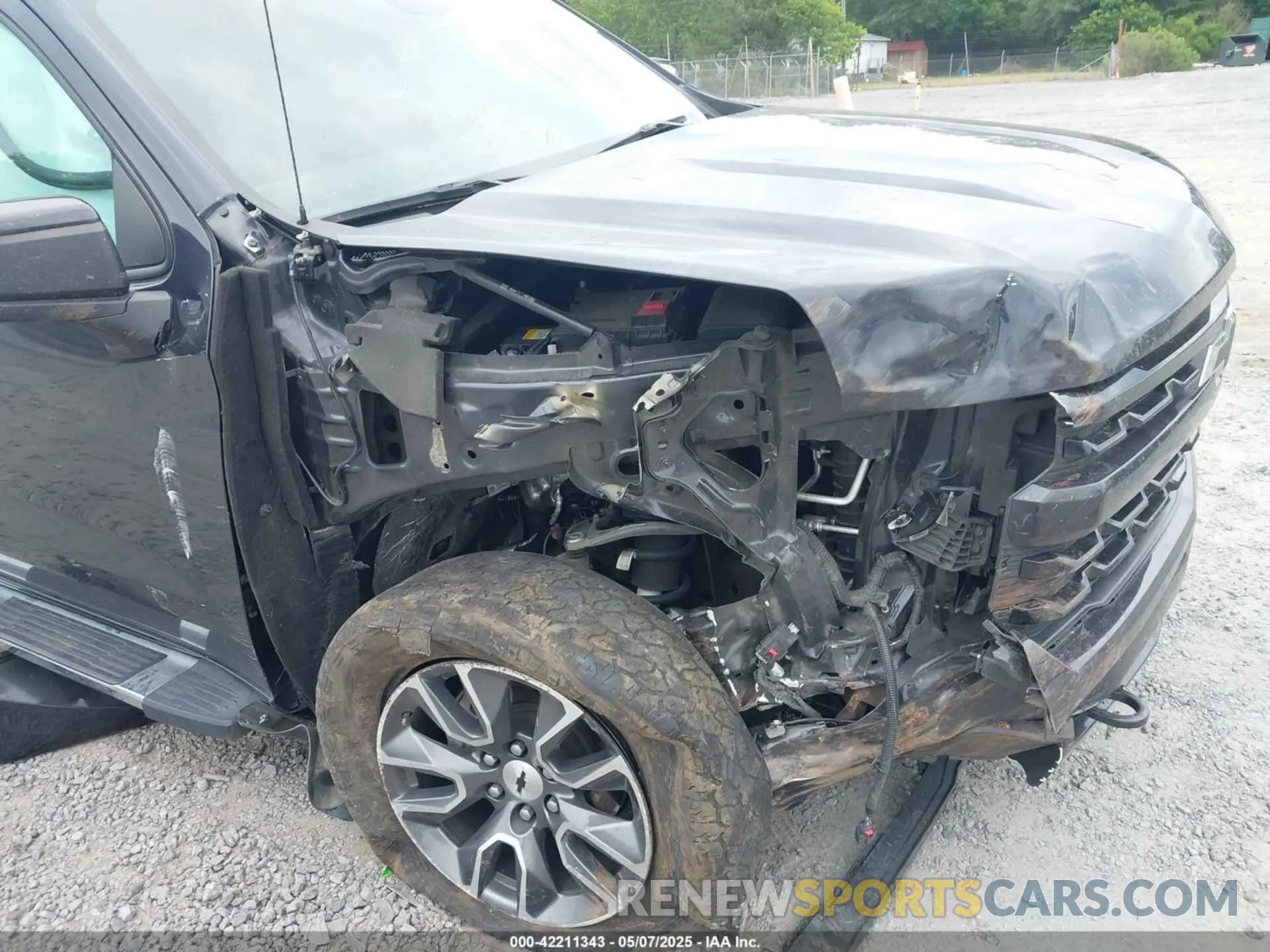 6 fotografías del automóvil dañado 1GCUDEEDXNZ531126 CHEVROLET SILVERADO 1500 2022