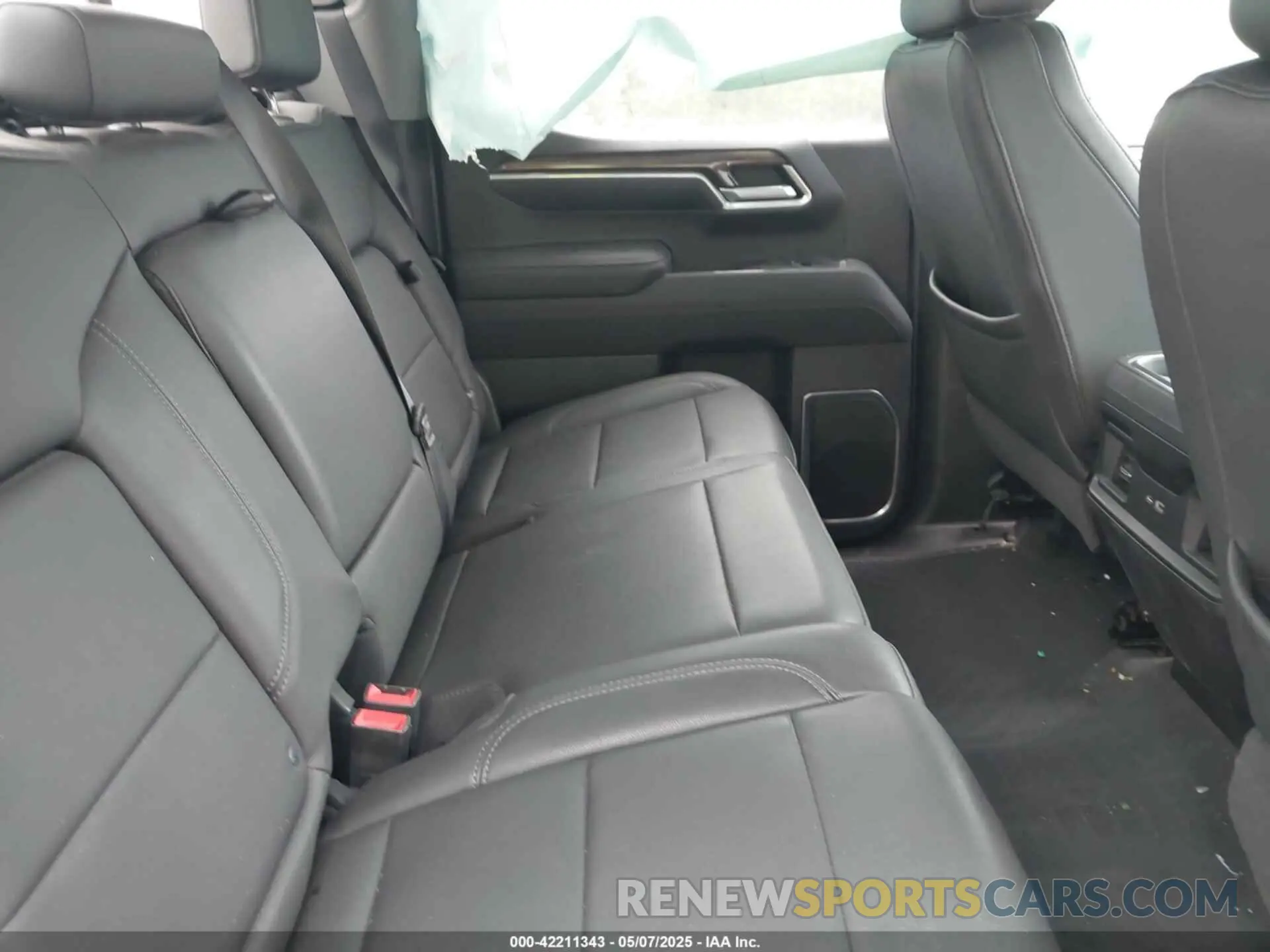 8 fotografías del automóvil dañado 1GCUDEEDXNZ531126 CHEVROLET SILVERADO 1500 2022