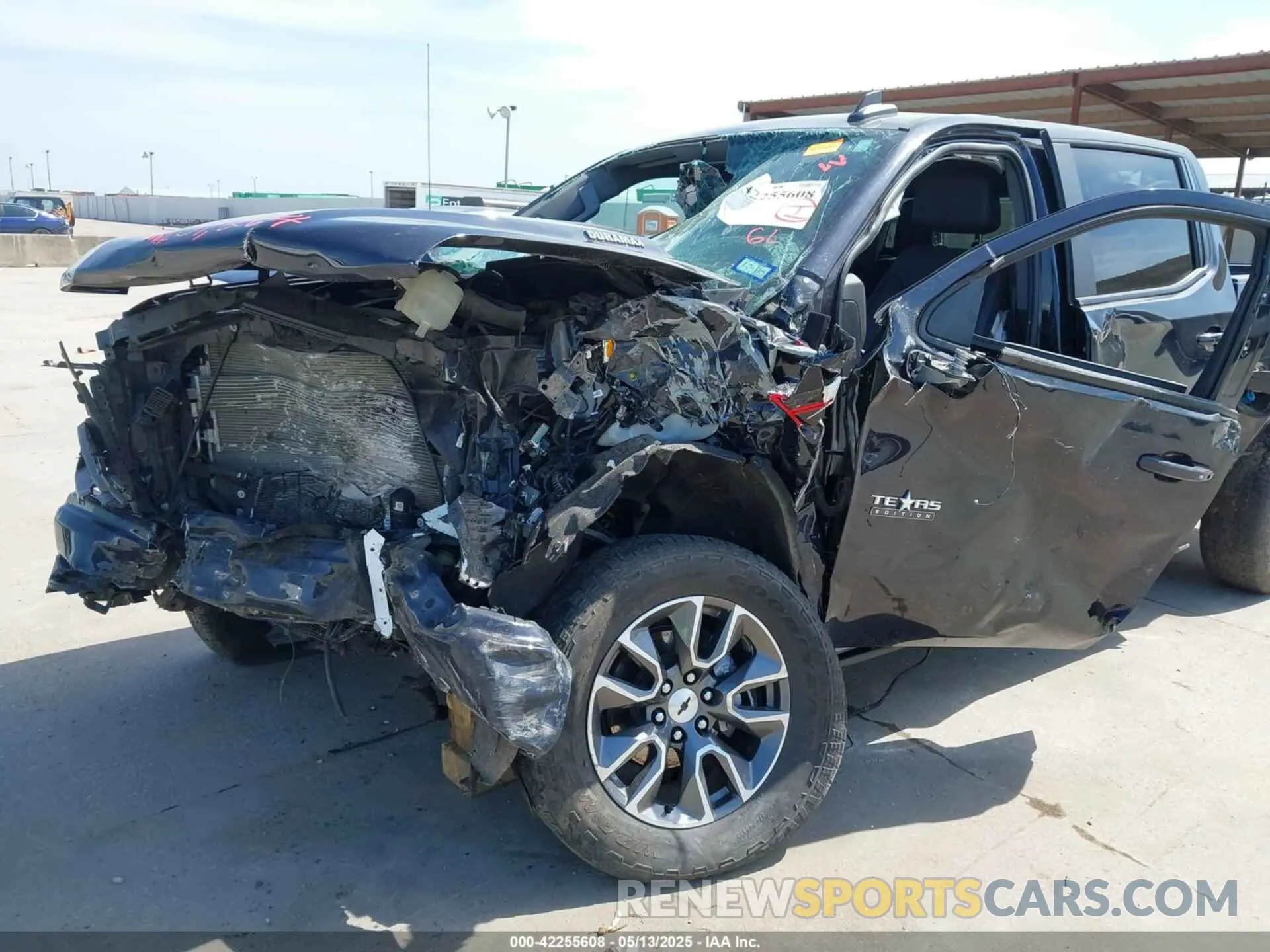 21 fotografías del automóvil dañado 1GCUDEET2NZ520287 CHEVROLET SILVERADO 1500 2022