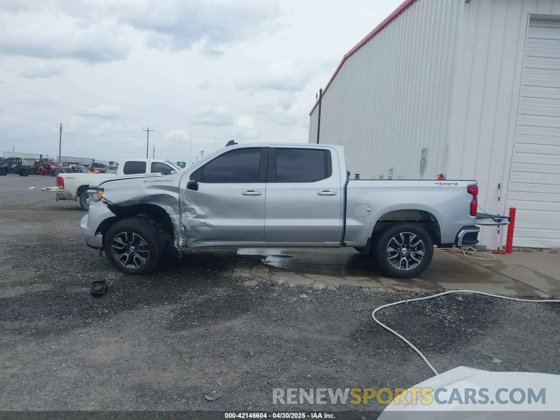 14 fotografías del automóvil dañado 1GCUDEET8NZ571342 CHEVROLET SILVERADO 1500 2022