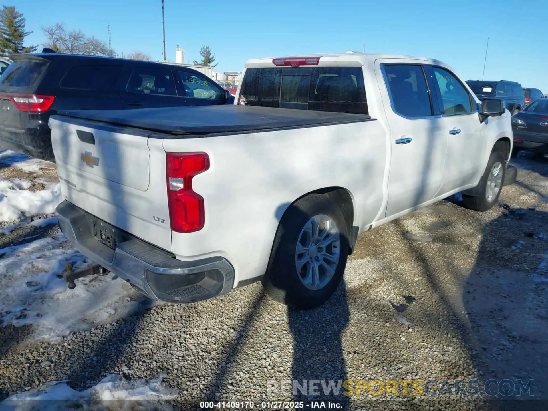 4 fotografías del automóvil dañado 1GCUDGED3NZ580647 CHEVROLET SILVERADO 1500 2022