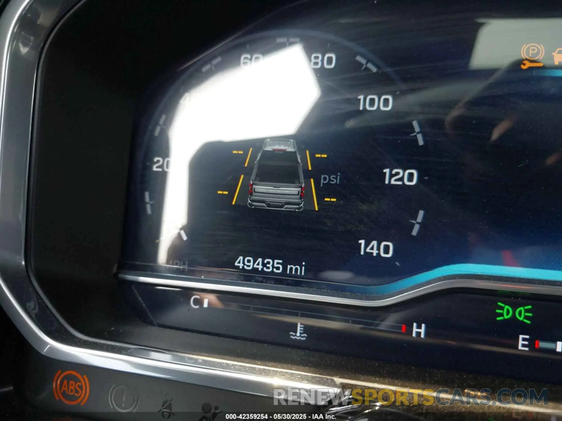 16 fotografías del automóvil dañado 1GCUDGED4NZ504659 CHEVROLET SILVERADO 1500 2022