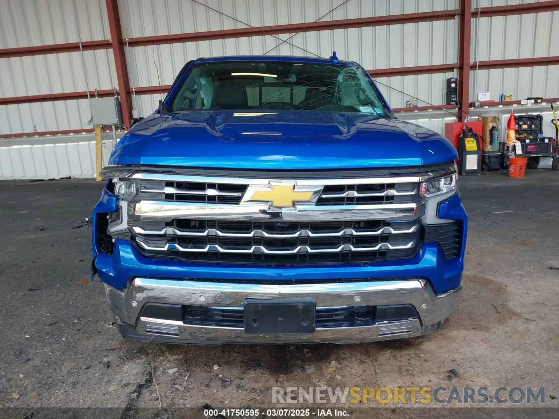 13 fotografías del automóvil dañado 1GCUDGED4NZ638782 CHEVROLET SILVERADO 1500 2022