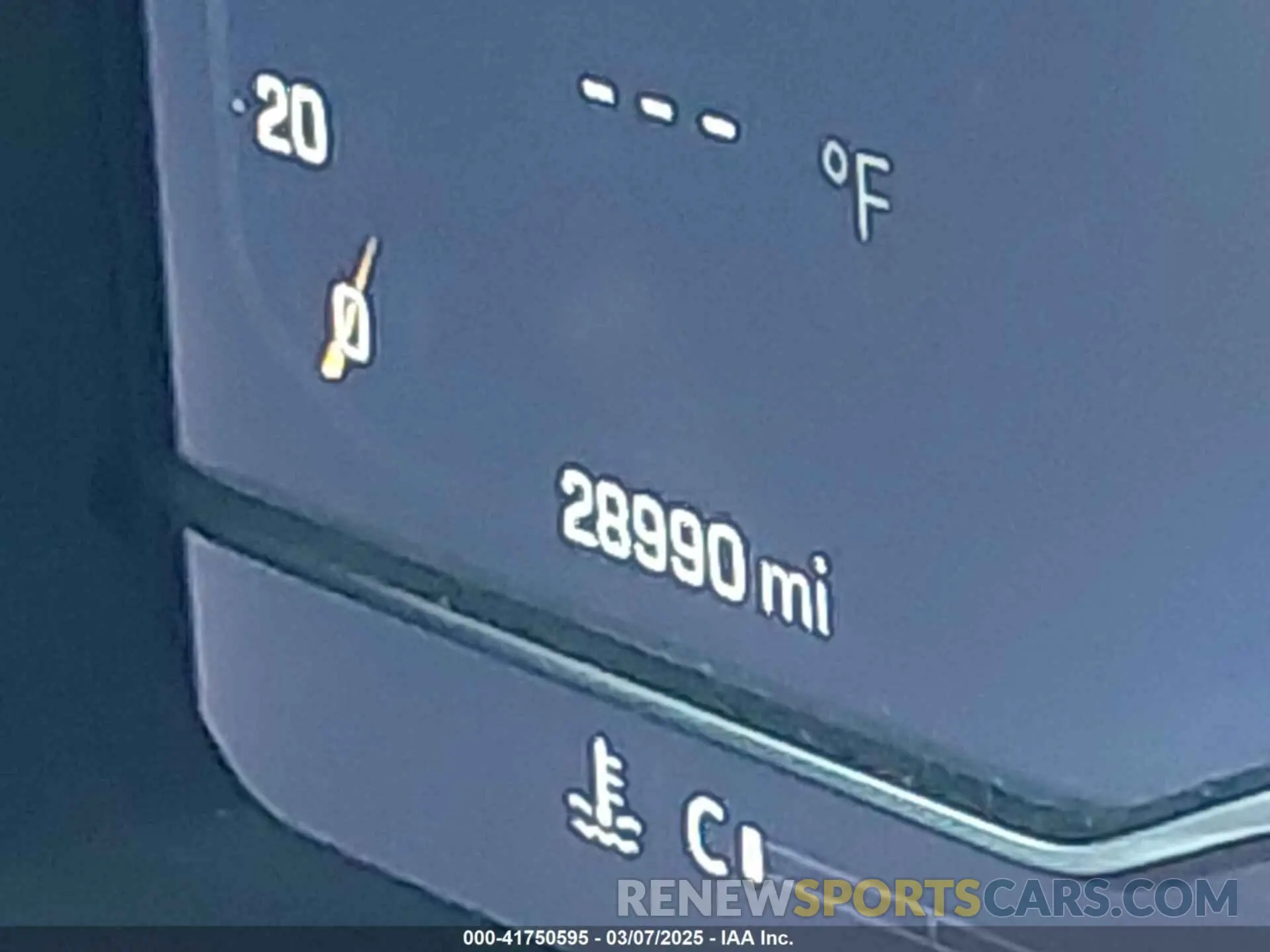 16 fotografías del automóvil dañado 1GCUDGED4NZ638782 CHEVROLET SILVERADO 1500 2022