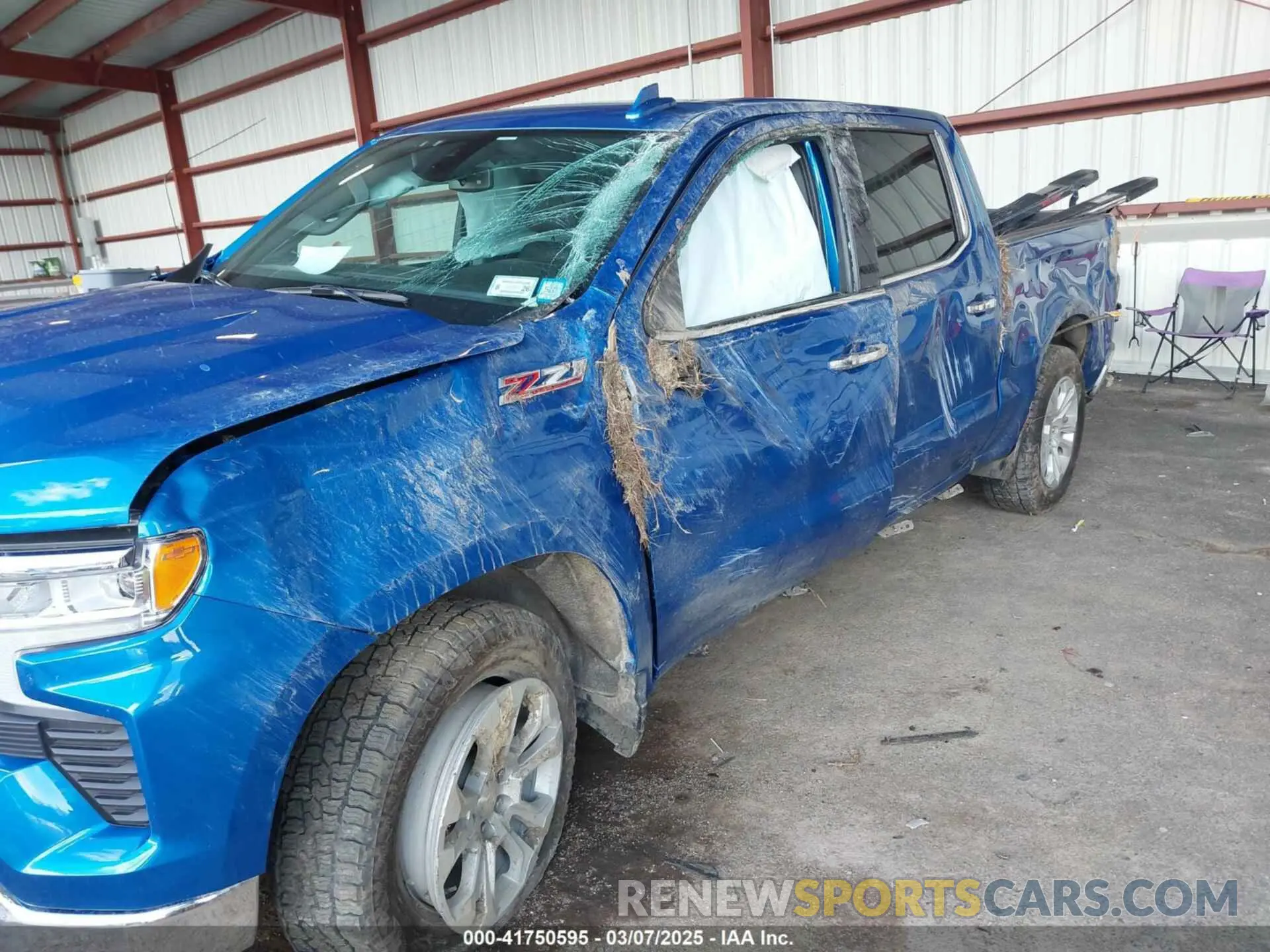 18 fotografías del automóvil dañado 1GCUDGED4NZ638782 CHEVROLET SILVERADO 1500 2022