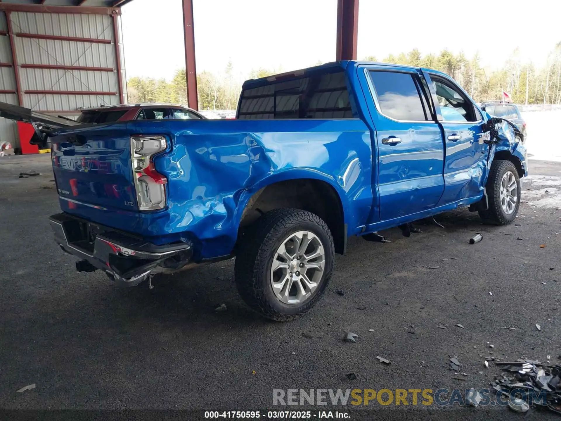 4 fotografías del automóvil dañado 1GCUDGED4NZ638782 CHEVROLET SILVERADO 1500 2022