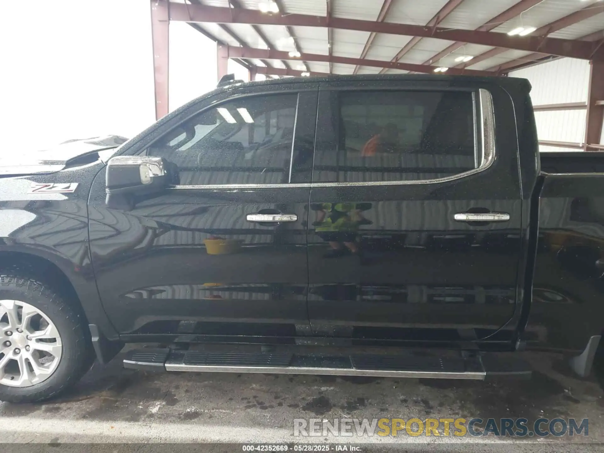 14 fotografías del automóvil dañado 1GCUDGED9NZ539780 CHEVROLET SILVERADO 1500 2022