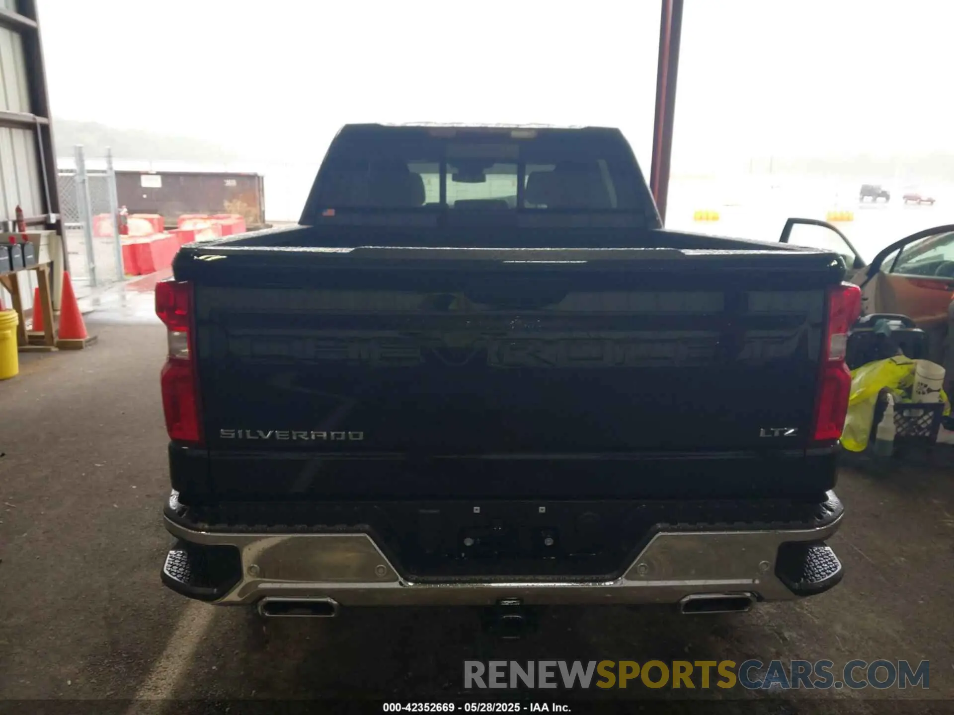 16 fotografías del automóvil dañado 1GCUDGED9NZ539780 CHEVROLET SILVERADO 1500 2022