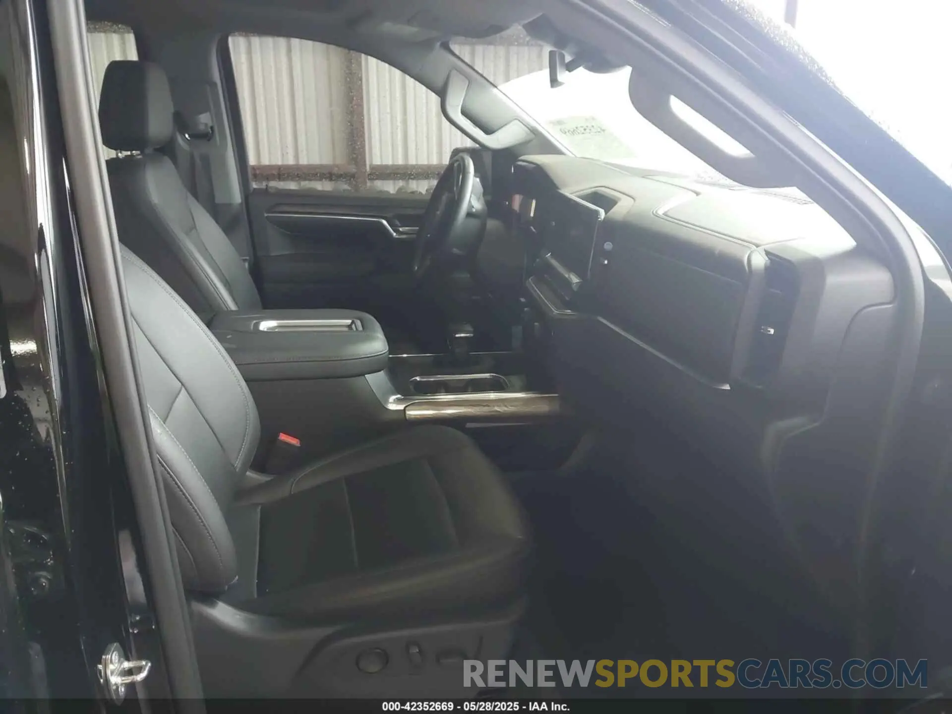 5 fotografías del automóvil dañado 1GCUDGED9NZ539780 CHEVROLET SILVERADO 1500 2022
