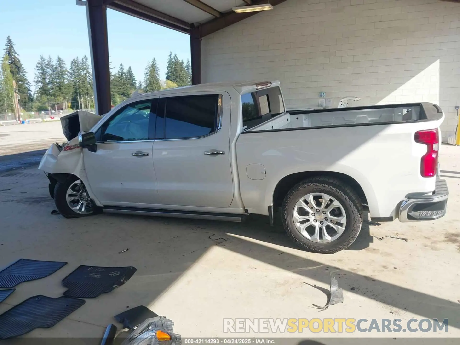 14 fotografías del automóvil dañado 1GCUDGEL9NZ542475 CHEVROLET SILVERADO 1500 2022