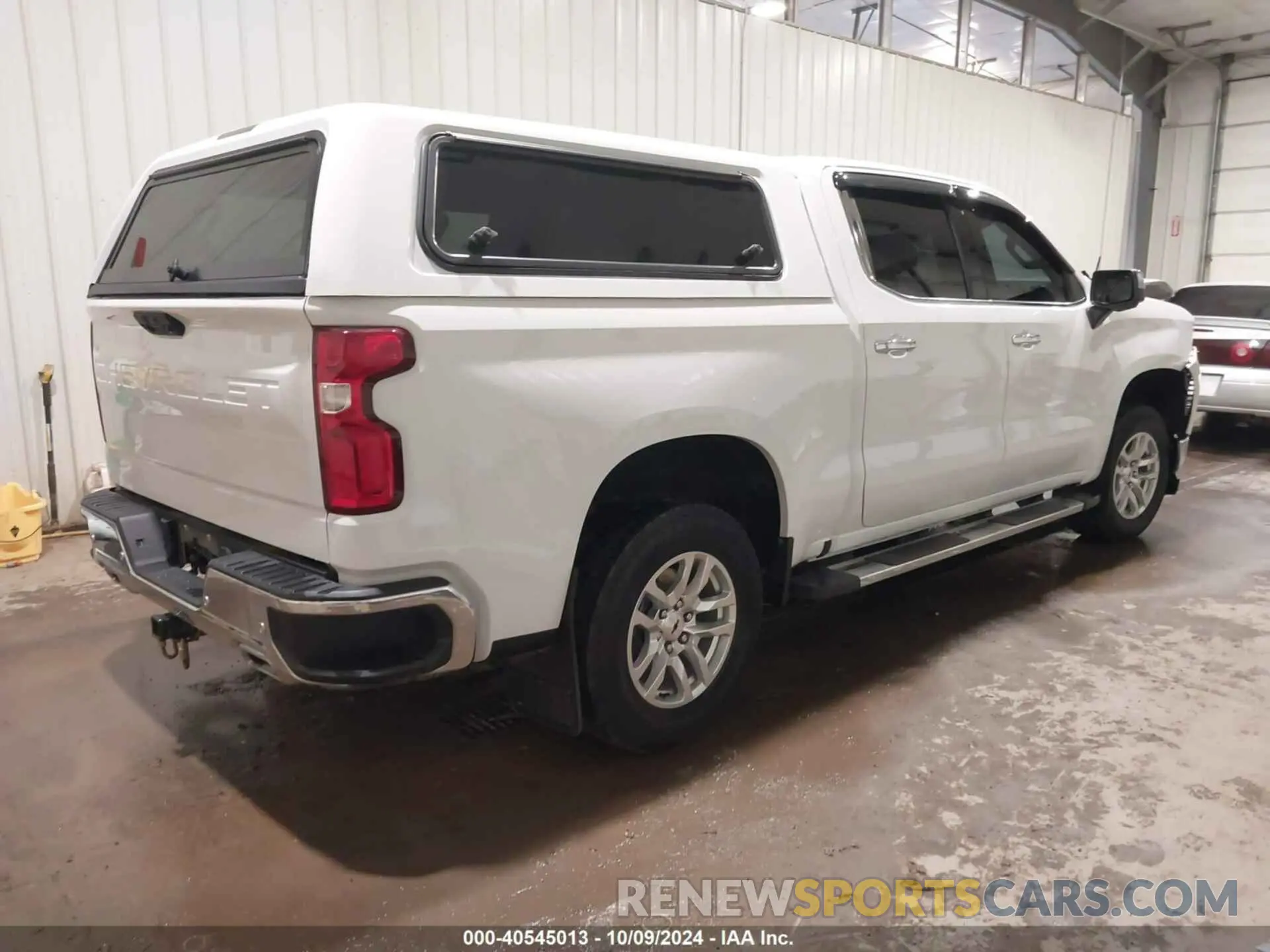 4 fotografías del automóvil dañado 1GCUDGET6NZ634675 CHEVROLET SILVERADO 1500 2022